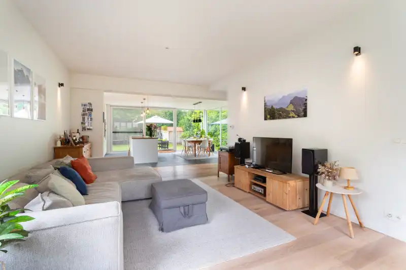 Instapklaar! Prachtige karaktervolle villa met hedendaagse luxe, veel lichtinval, toplocatie! foto 12