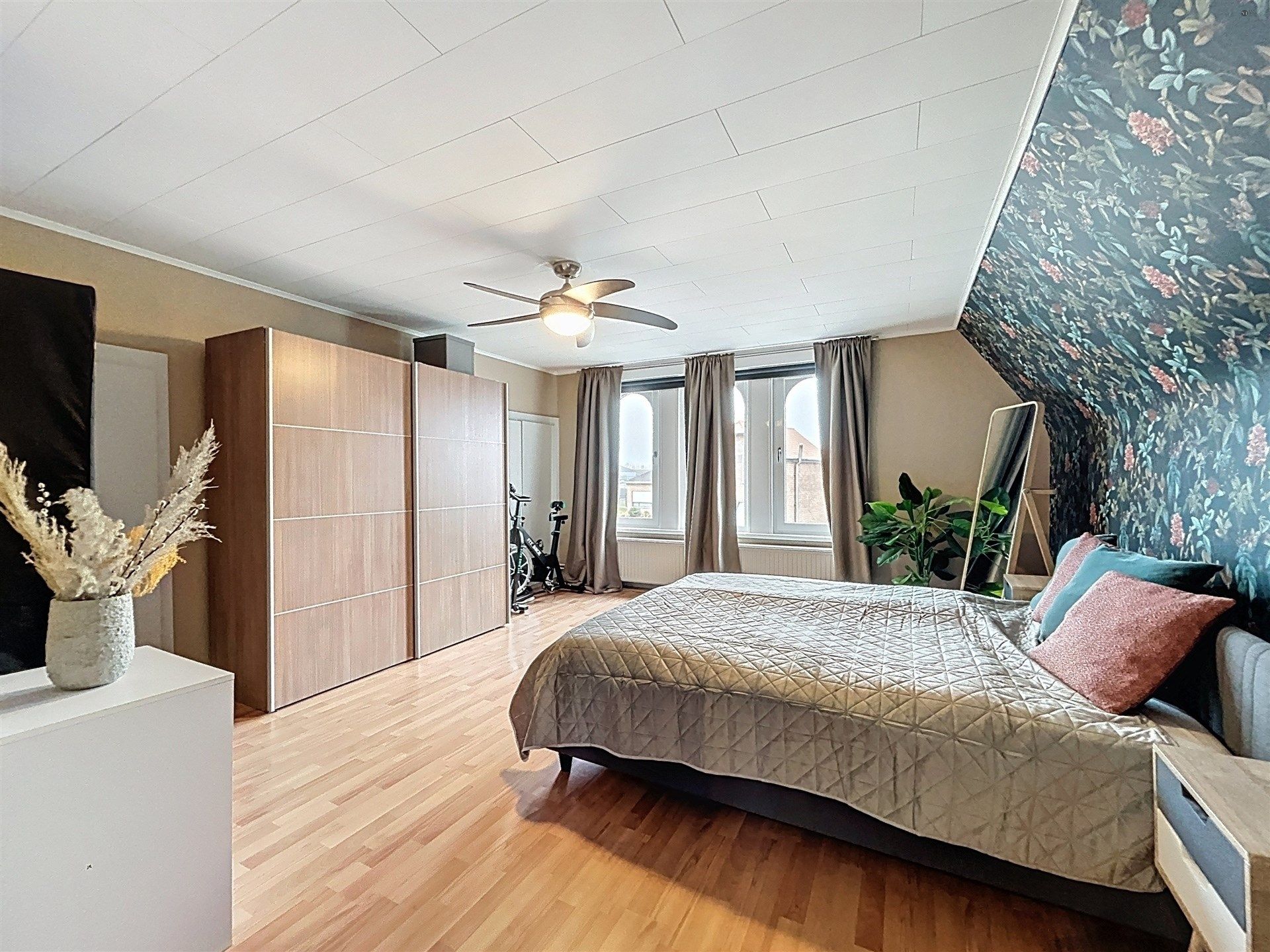 Instapklare open bebouwing met 3 slp op terrein van 919m²! foto 6