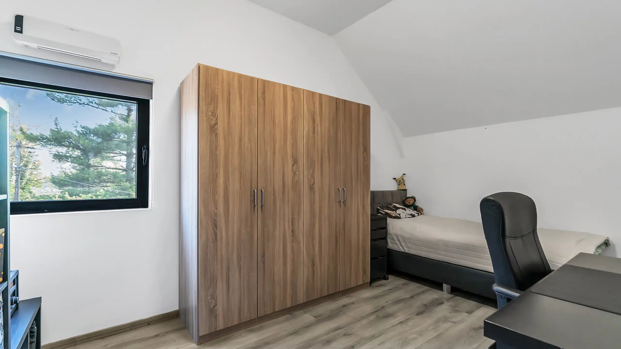 Uniek wonen in loftstijl met veel potentieel op topligging foto 14