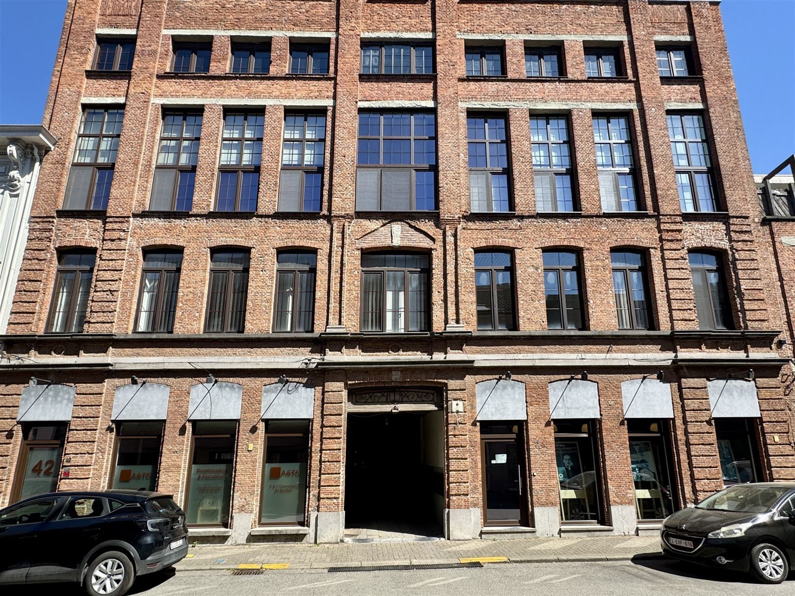 Loft voor gemengd gebruik foto {{pictureIndex}}