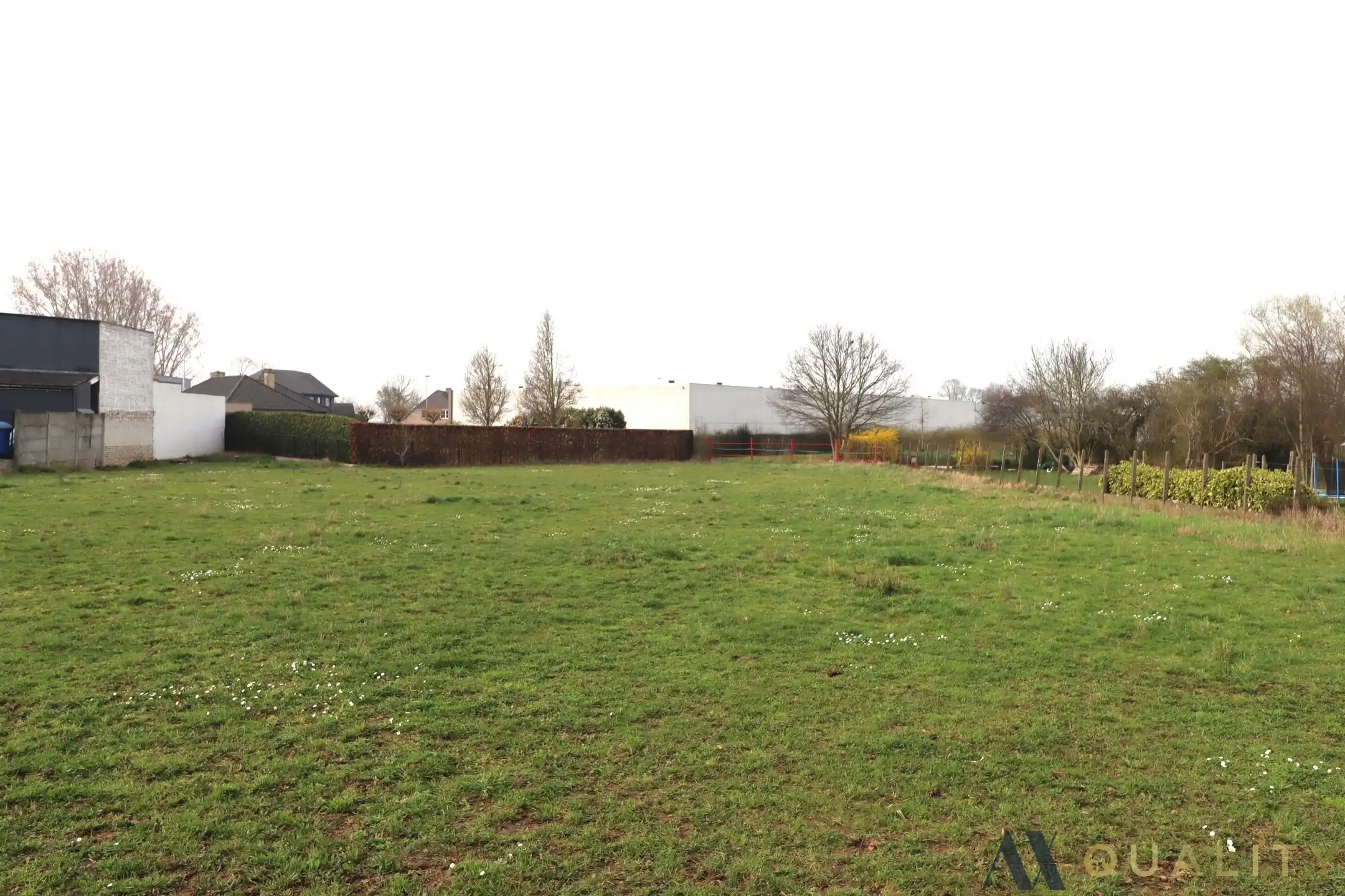 4 Bouwgronden te koop voor eengezinswoningen (3 HOB en 1 GB) foto {{pictureIndex}}