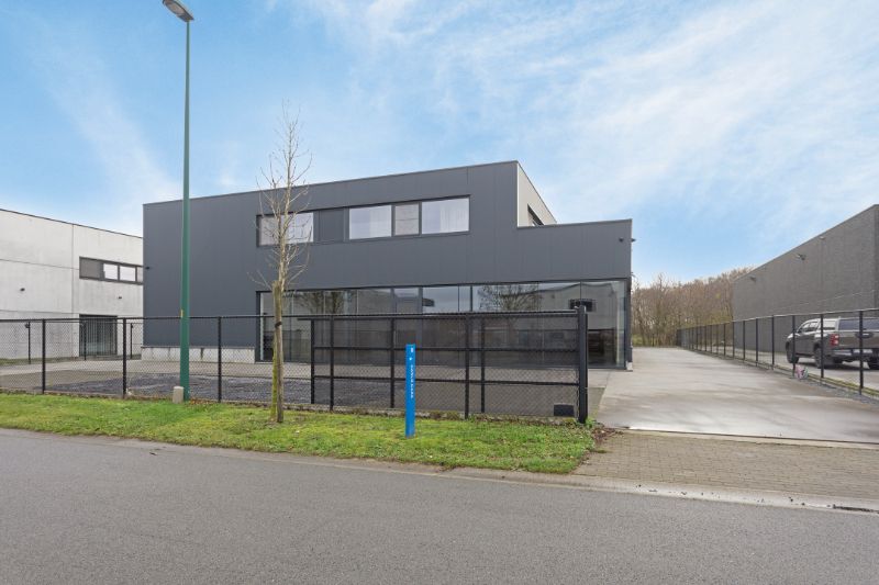 Recent Kmo unit gelegen op een toplocatie foto 2