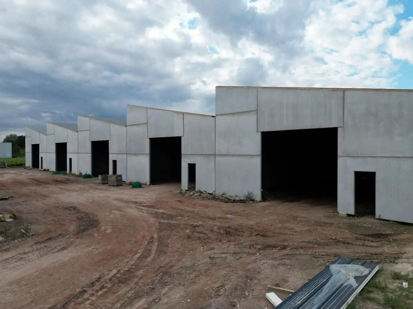 Loods F te koop – 321,60 m² KMO-zone Ardopoort te Roeselare foto 4