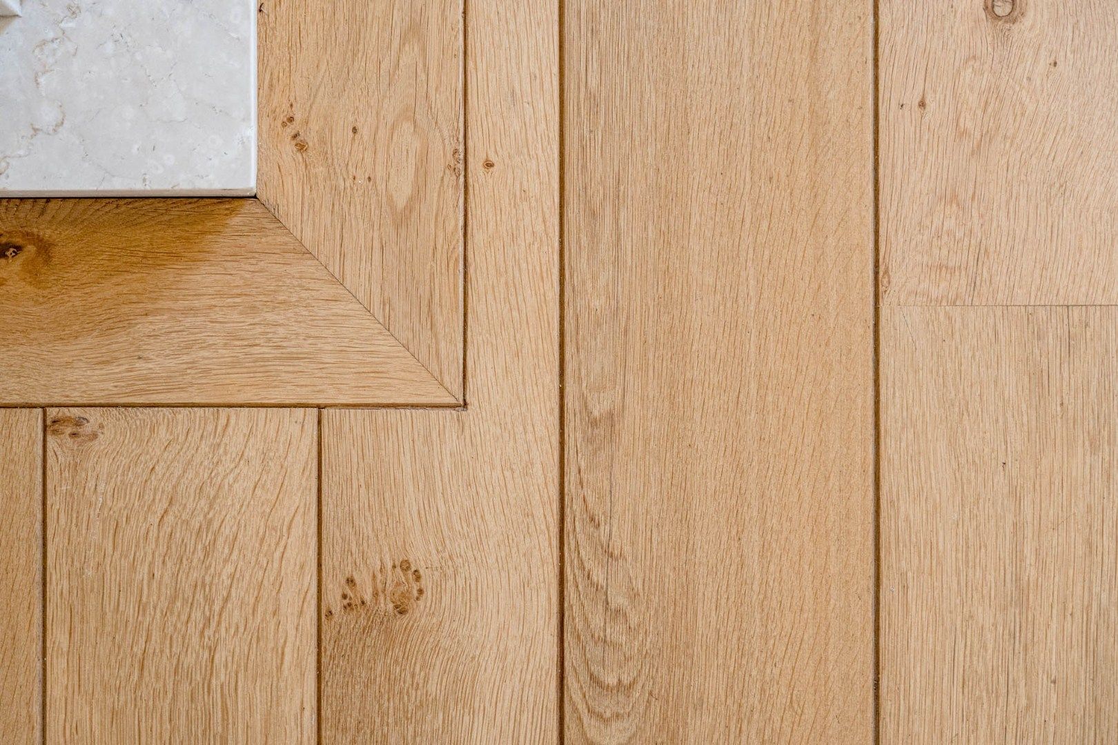 Stijlvolle, hoogwaardig afgewerkt en zeer ruime gezinswoning op een perceel van 8a65ca! foto 11