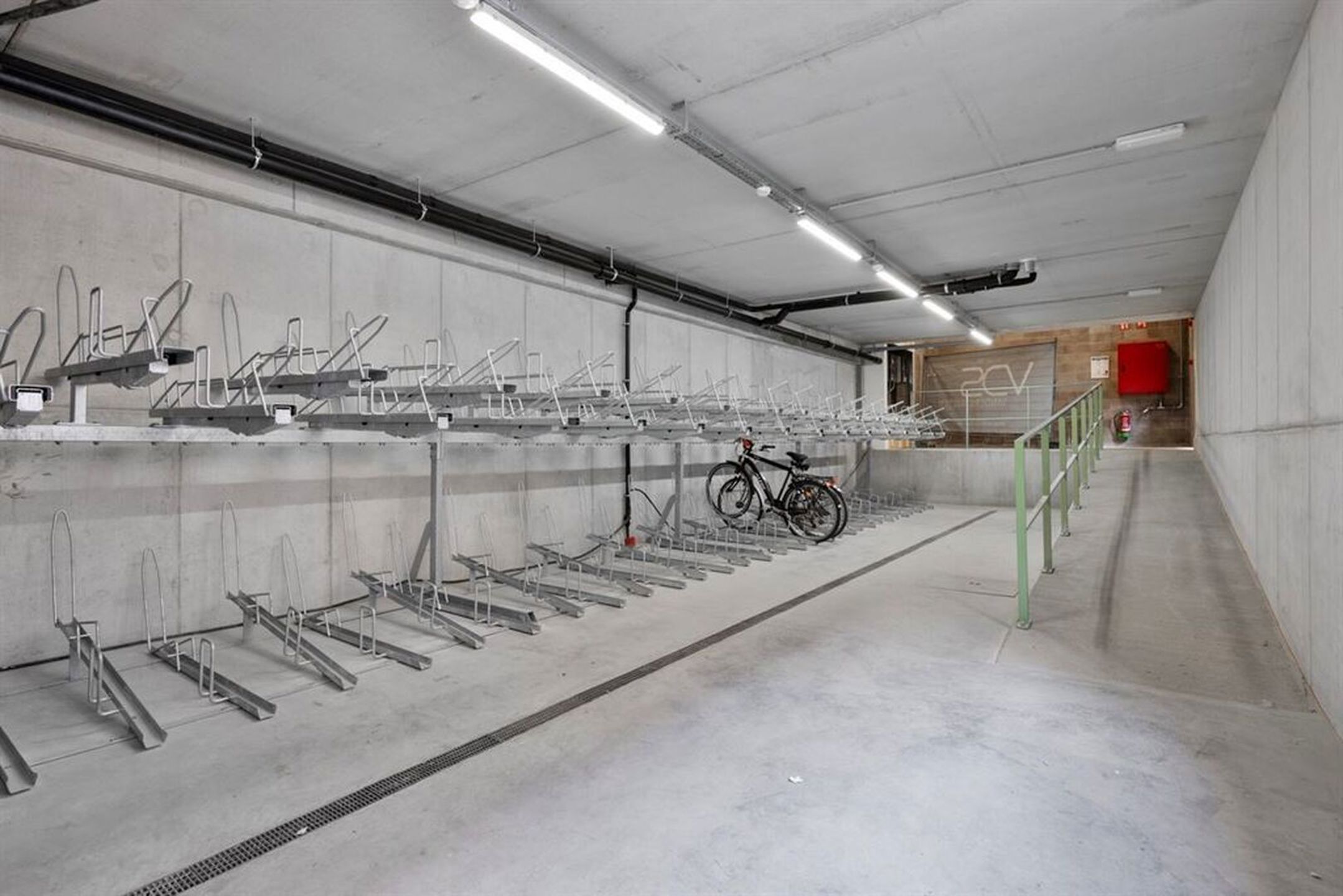 Nieuwbouw studentenkamer met eigen sanitair foto 9