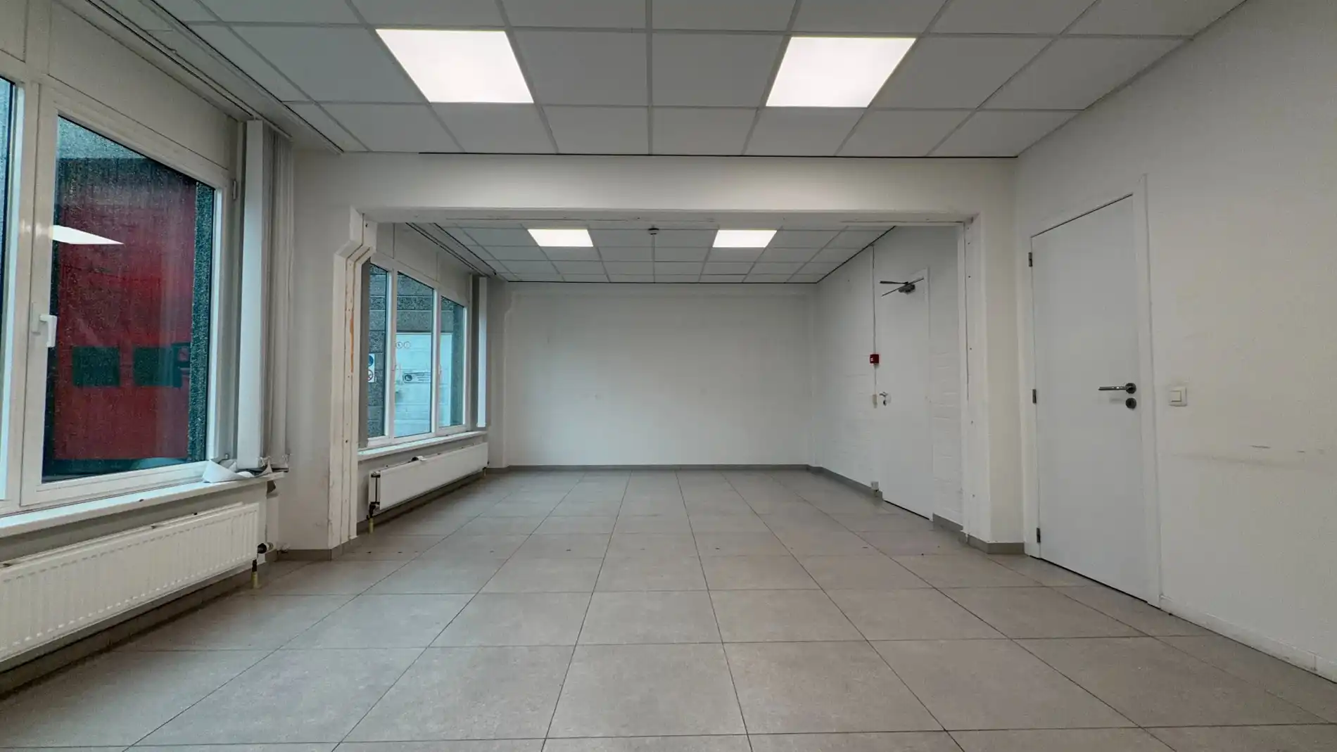 Budgetvriendelijke kantoren te huur in haven van Gent foto 11