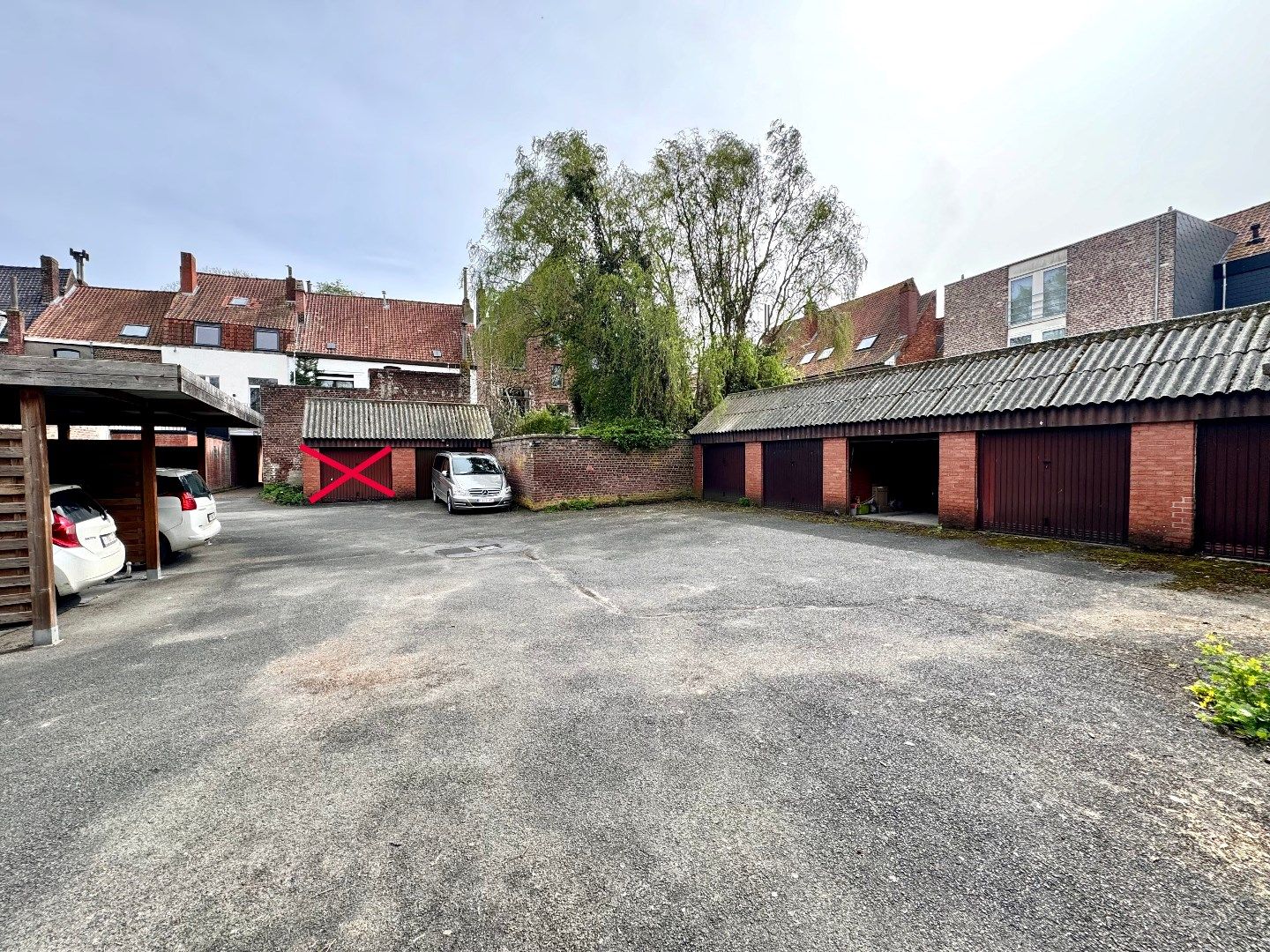 GARAGECOMPLEX IN CENTRUM IEPER (10 GARAGES + 2 CARPORTS) foto 7