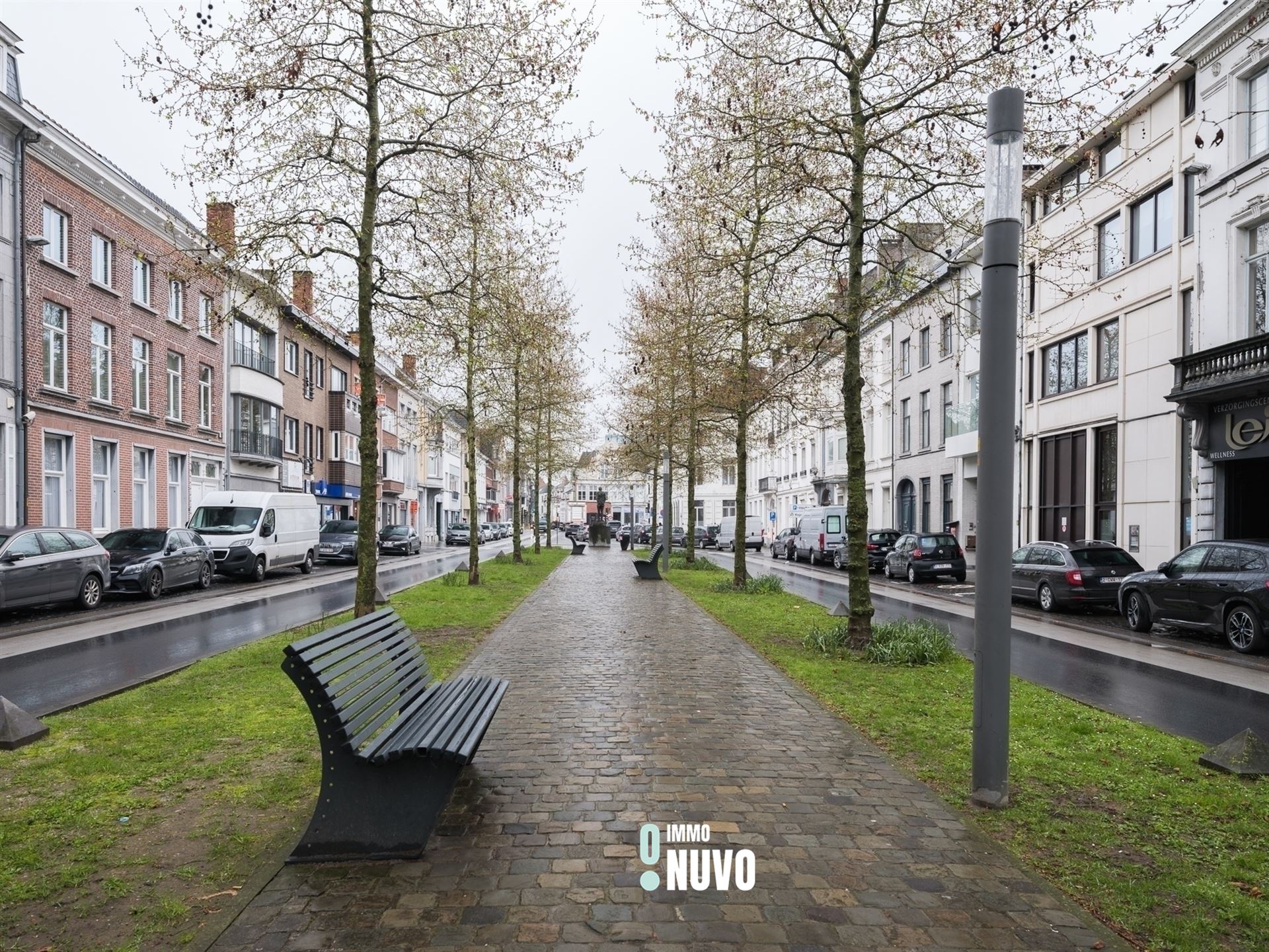 Exclusief herenhuis met handelspand op toplocatie te Aalst foto 24