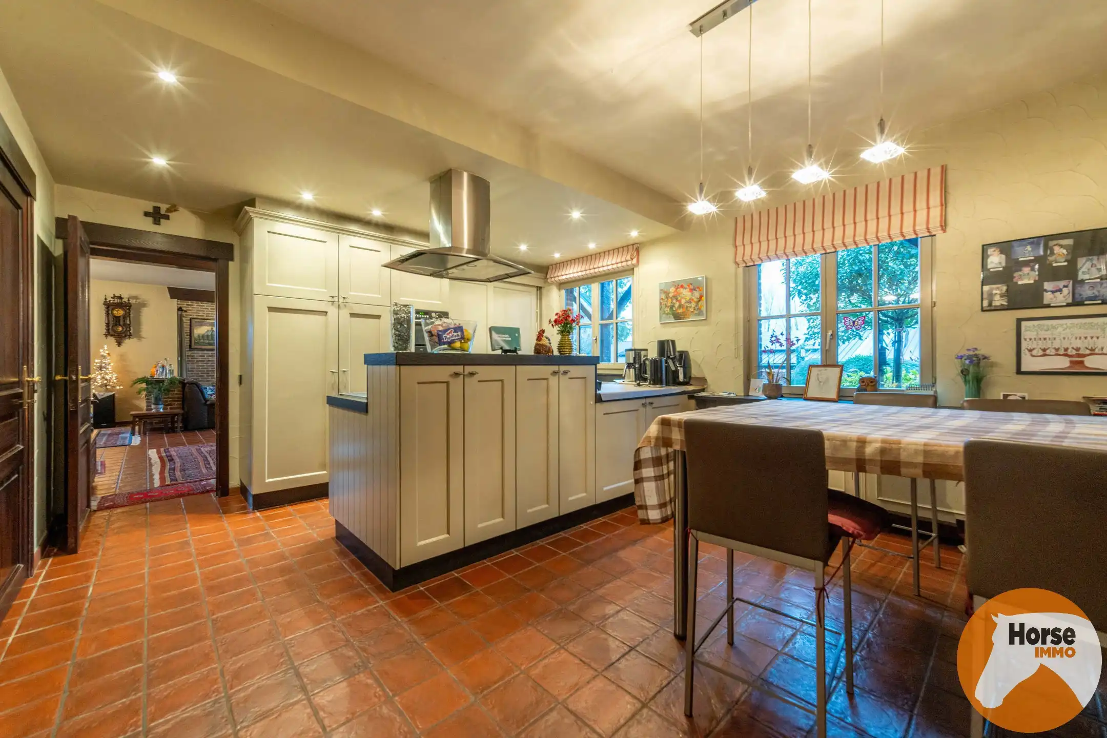 SCHELLE - Centraal gelegen ruime woning met loods en weides  foto 19