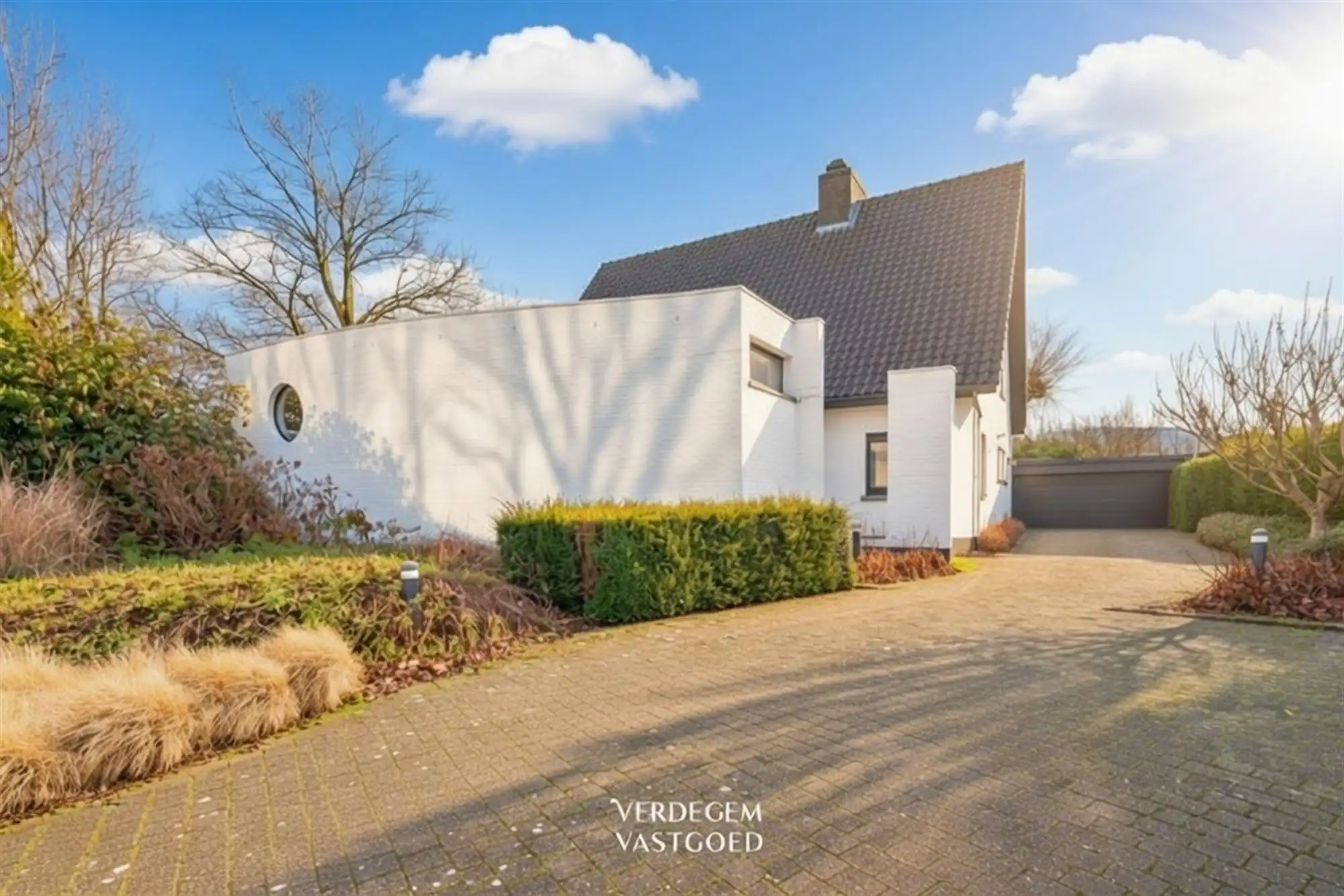 Architectenvilla met aparte studio / atelier en mooie zichten foto 2