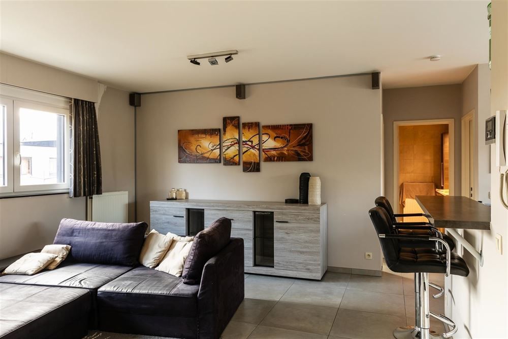 Instapklaar appartement met garagebox foto 2