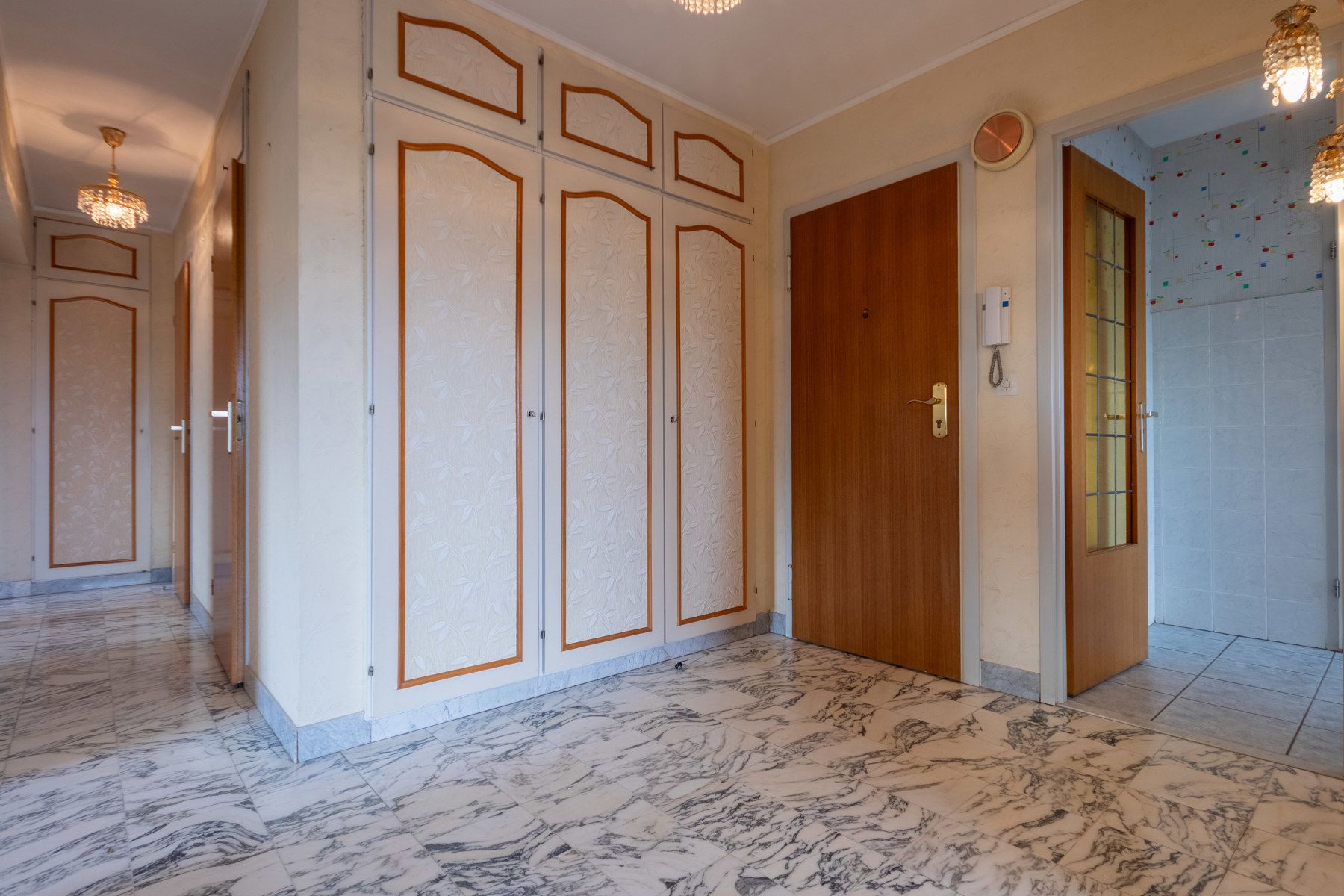 Gunstig gelegen appartement met 3 slaapkamers en 2 terrassen foto 4