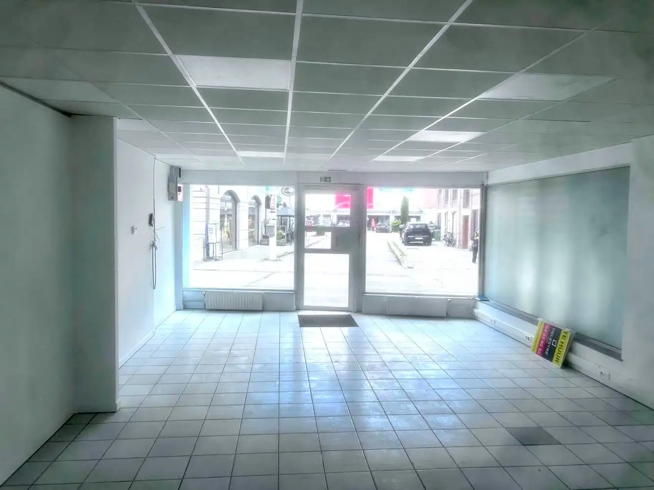 TOP GELEGEN HANDELSPAND TOV DELHAIZE foto 3