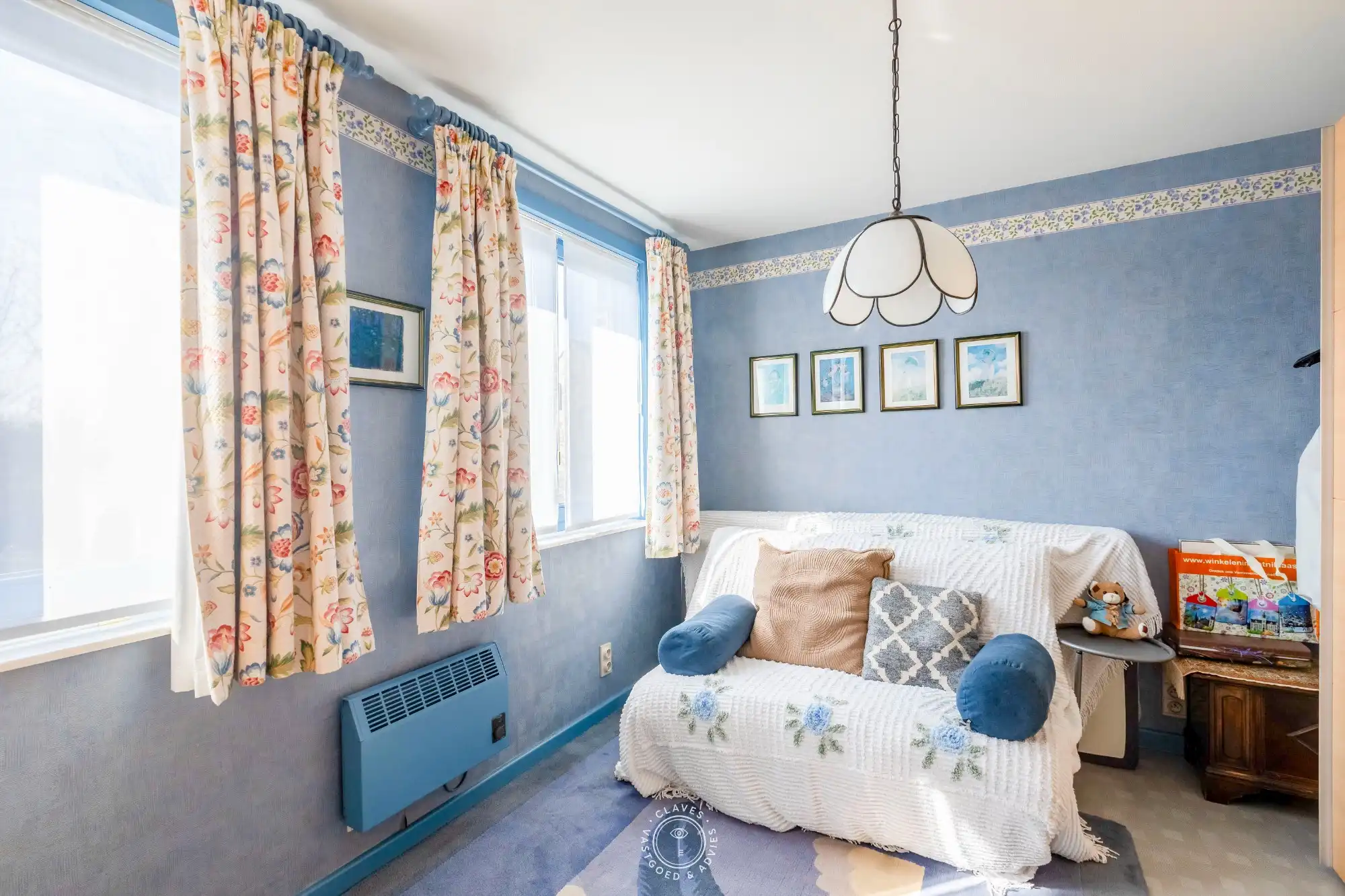 Huiselijke halfopen bebouwing met prachtige tuin in geliefde woonwijk foto 14