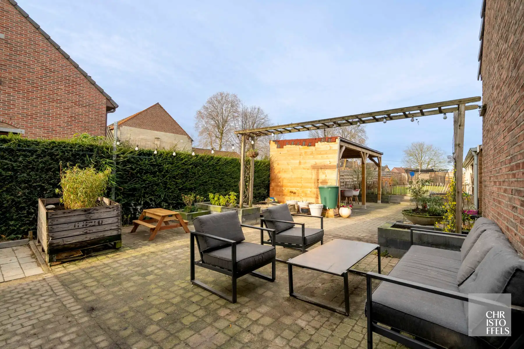 Instapklare woning (279m²) in groene omgeving te Kesselt-Lanaken! foto 12