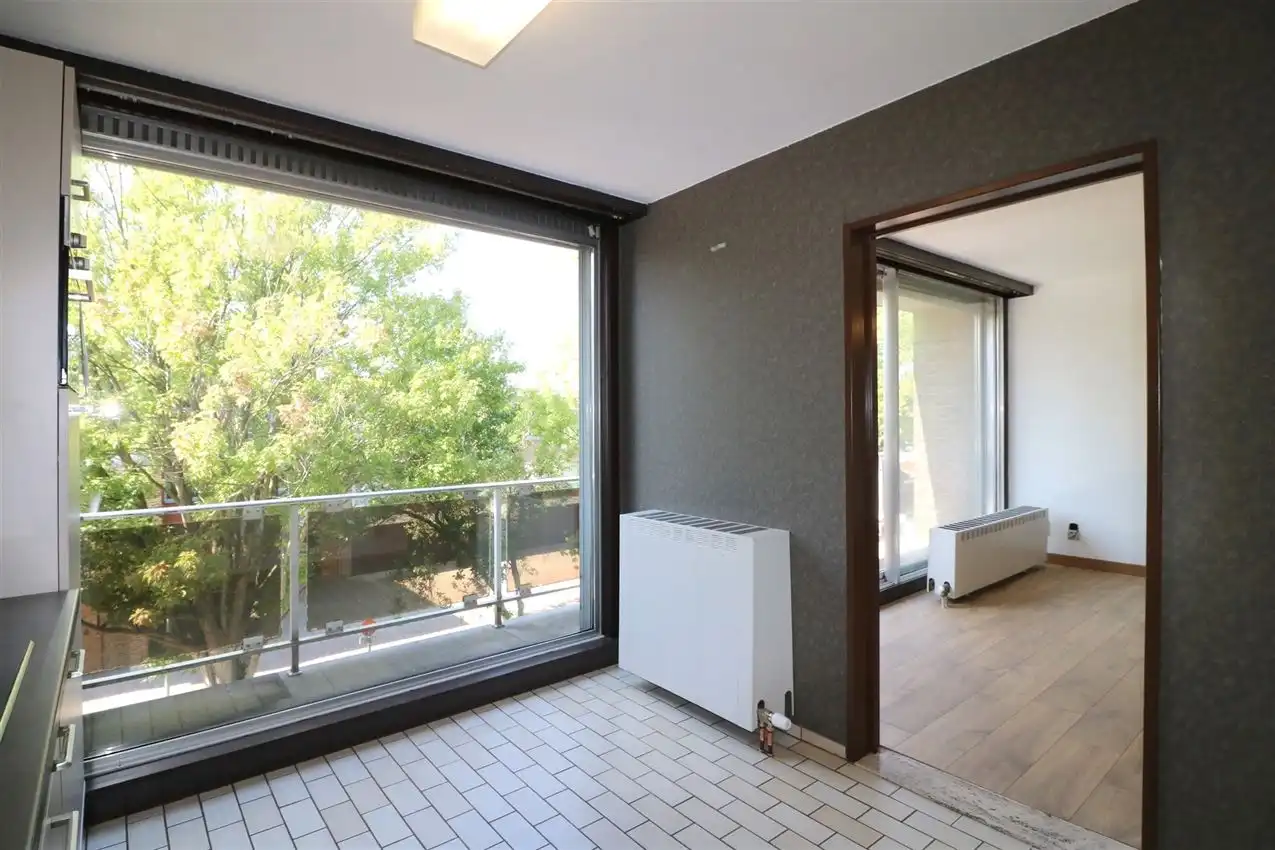 Zonnig appartement met 2 slaapkamers en garage op zeer goede, rustige locatie foto 5