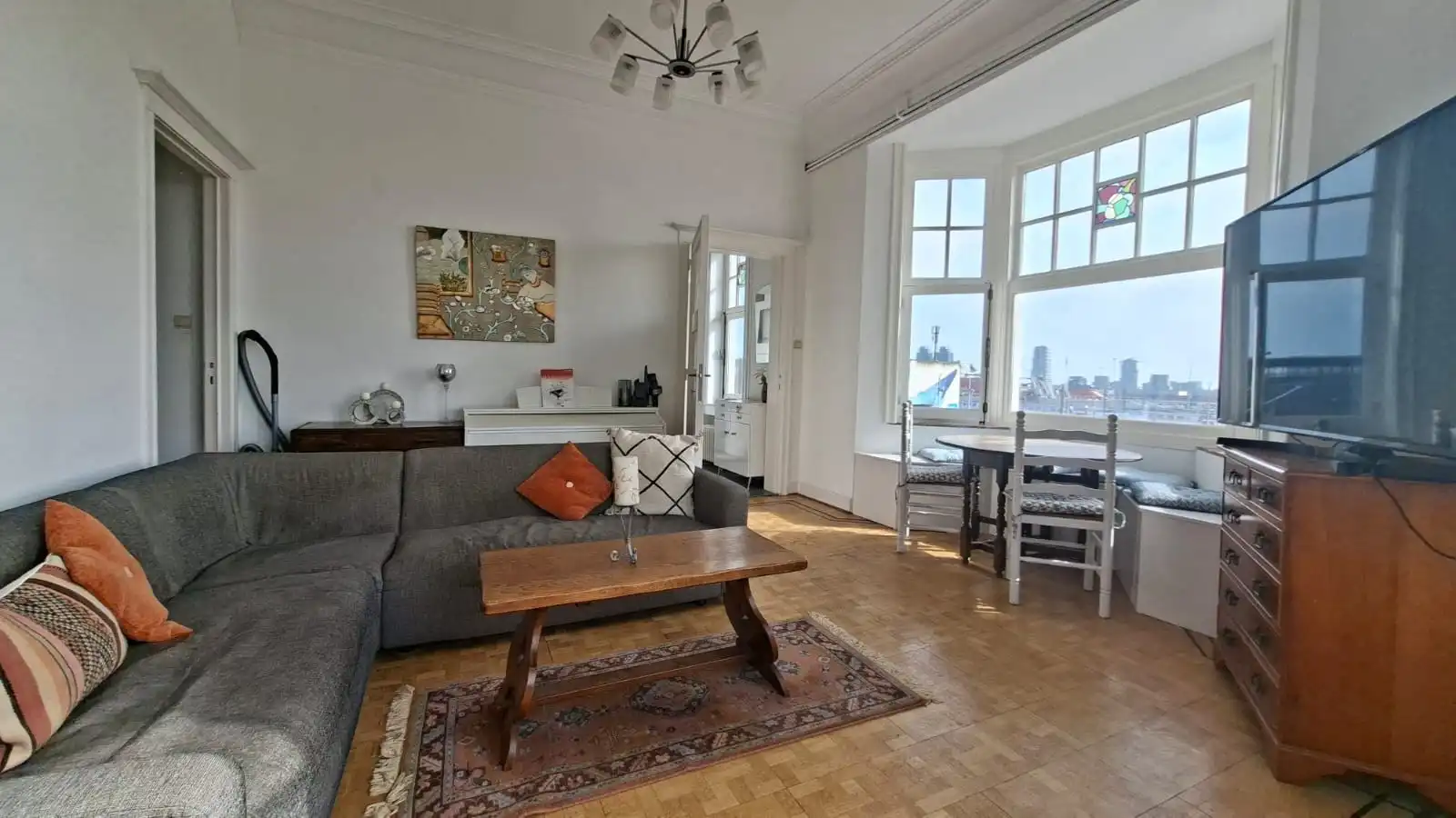 Uniek en lichtrijk appartement in standingvolle residentie op topligging! foto 6