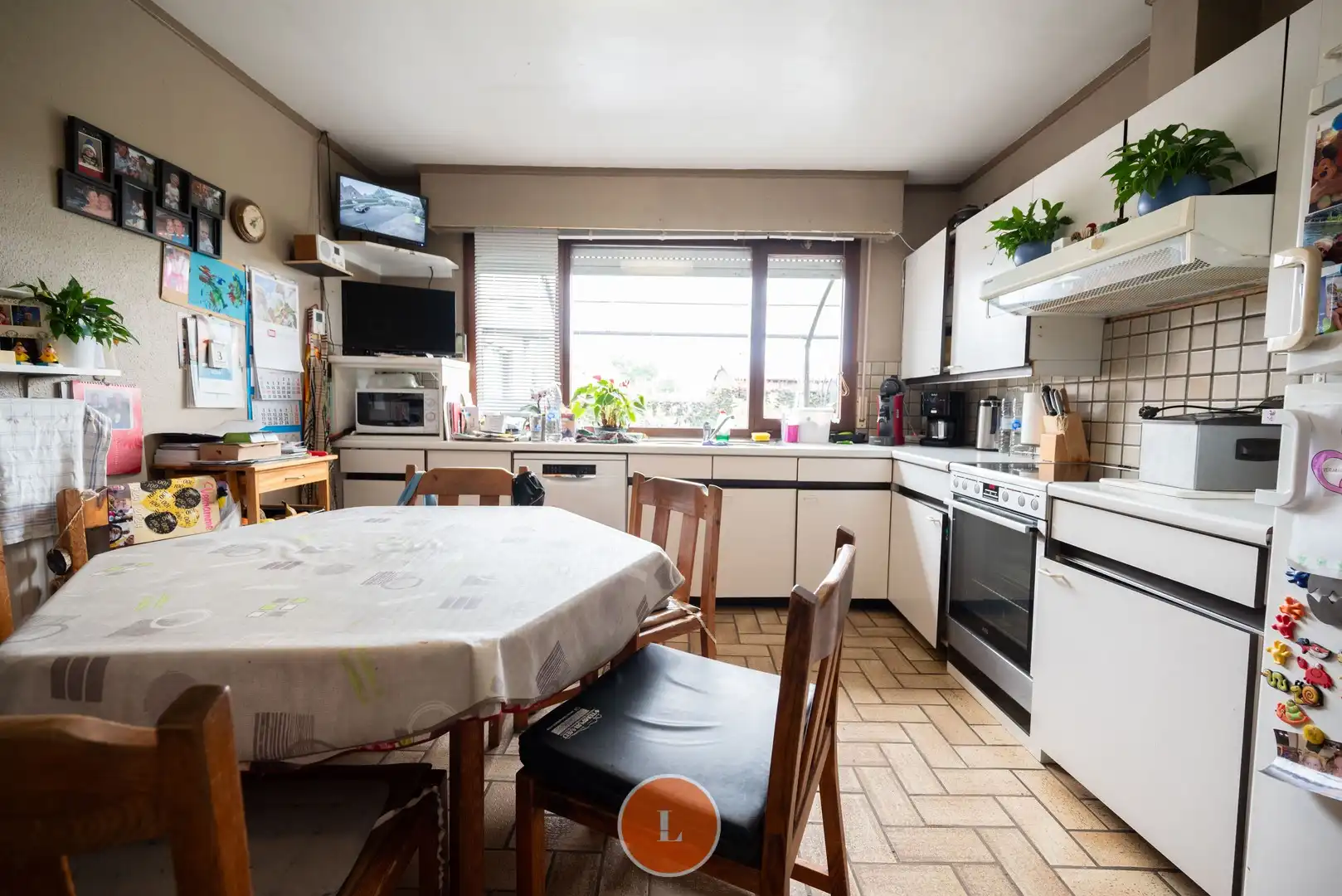 Loods van  360m² op 5513m² grond in industriegebied foto 10