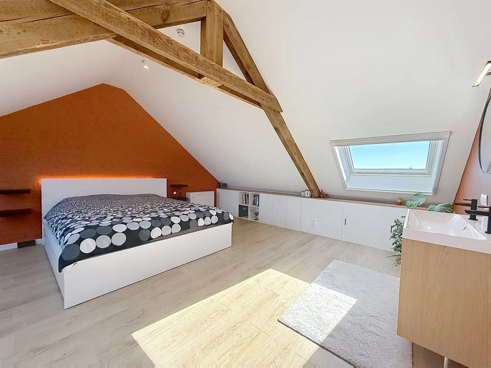 Ruime gerenoveerde HOB, 4 slpks, terras, tuin,  foto 35