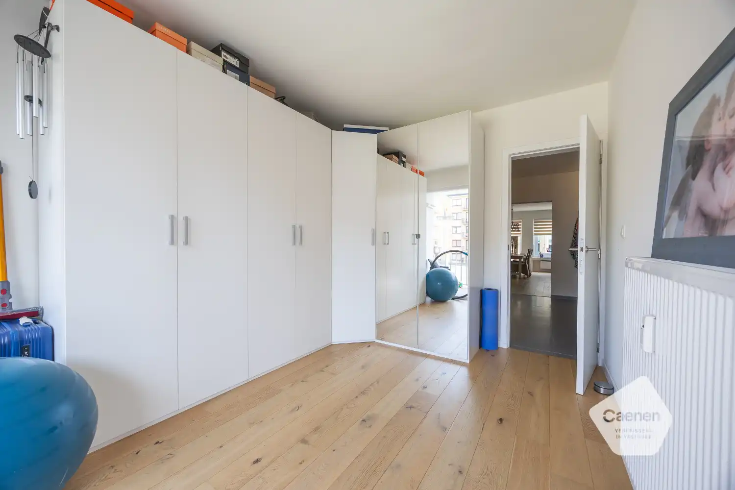 Gerenoveerd twee slaapkamer appartement vlakbij zee foto 15