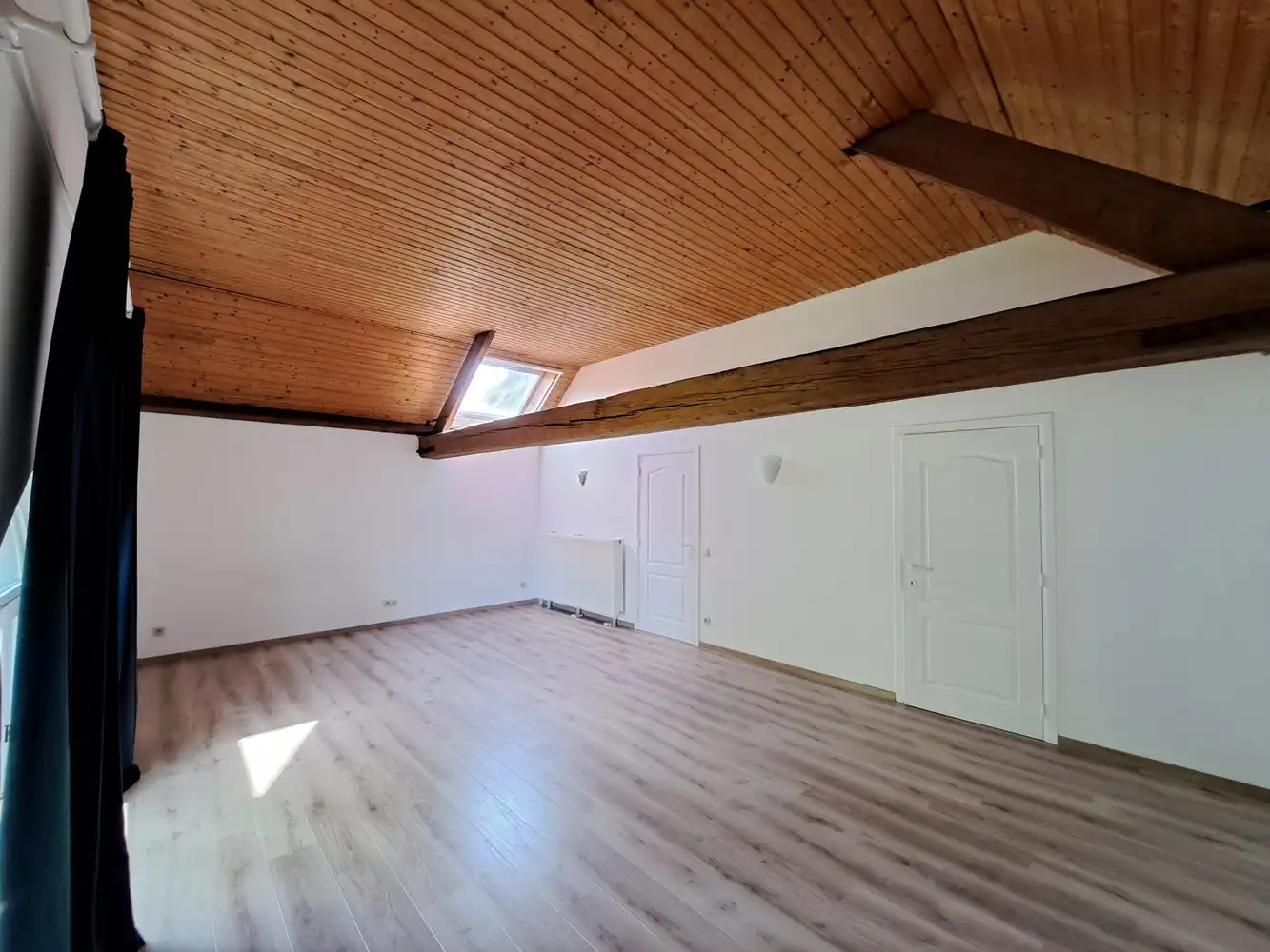 Grote woning in privédomein foto 16