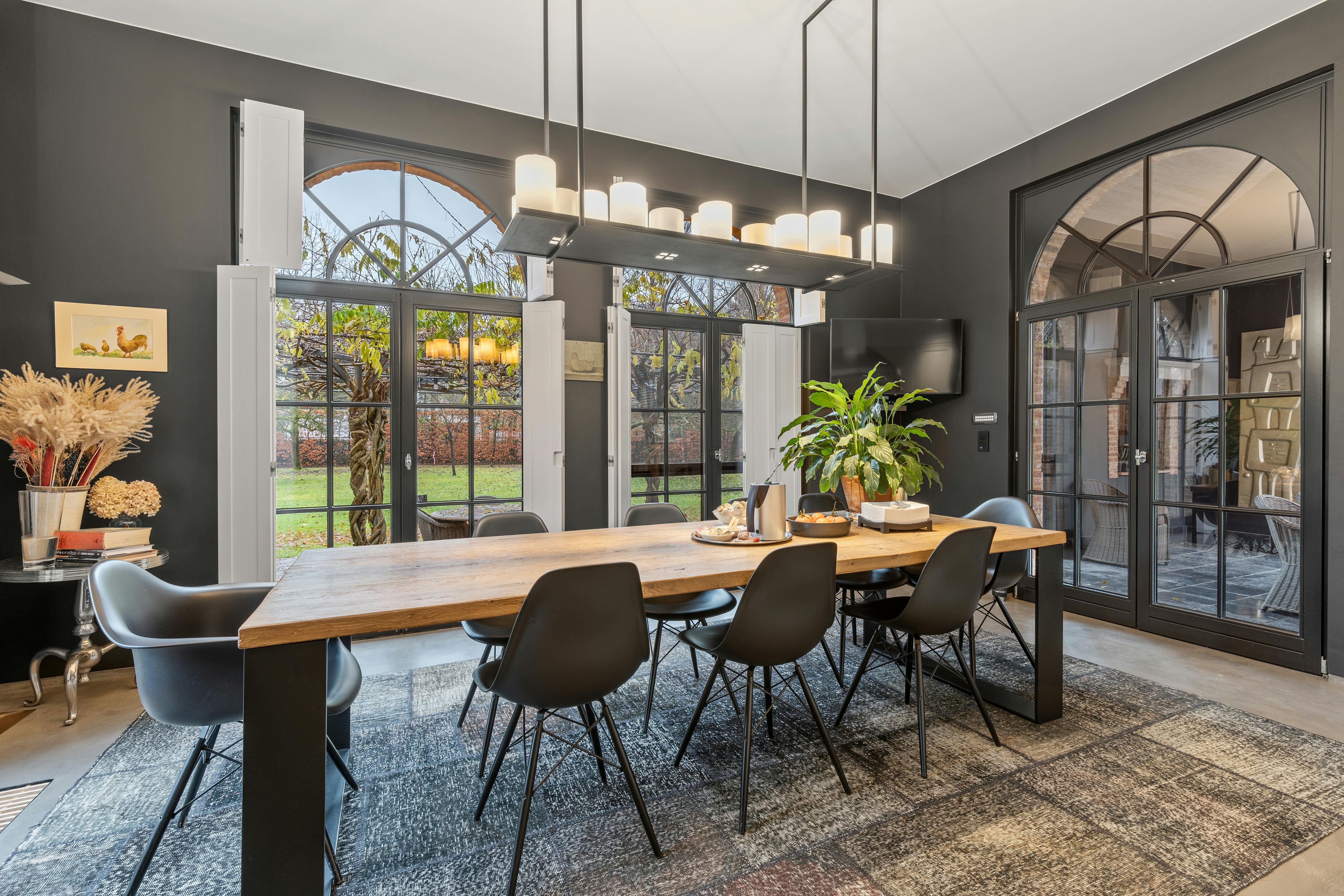 Riante Villa te Schilde met twee extra villagronden ov. foto 4