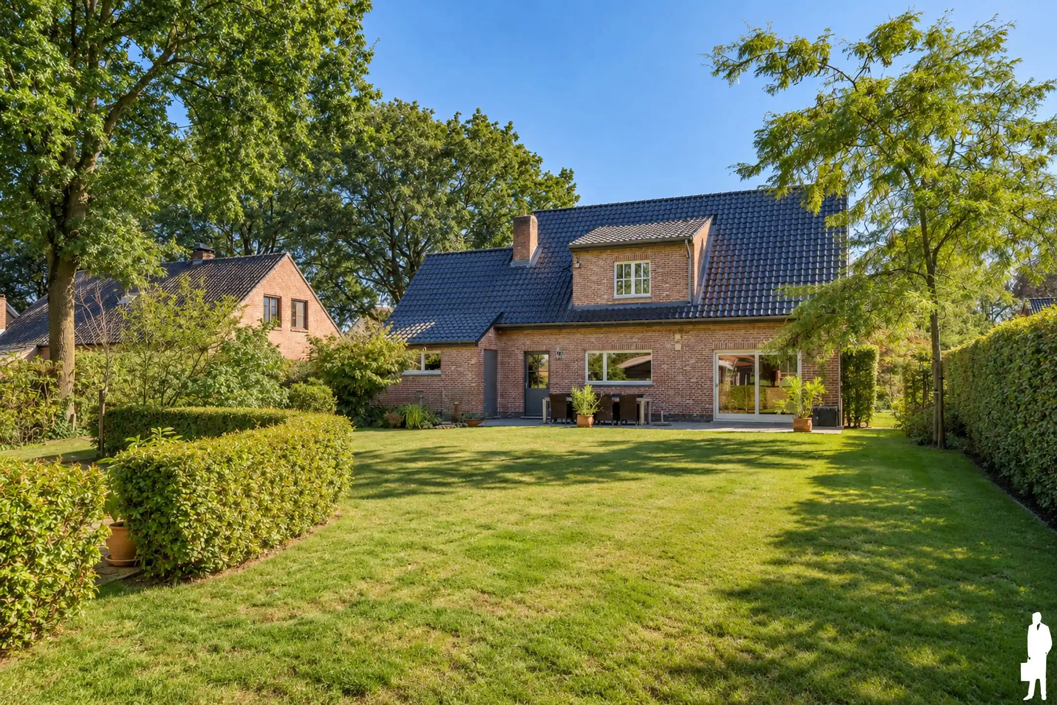 Ruime gezinswoning met 4 slaapkamers, polyvalente ruimte, vrijstaande garage met carport en open zicht in Nieuwmoer foto 35