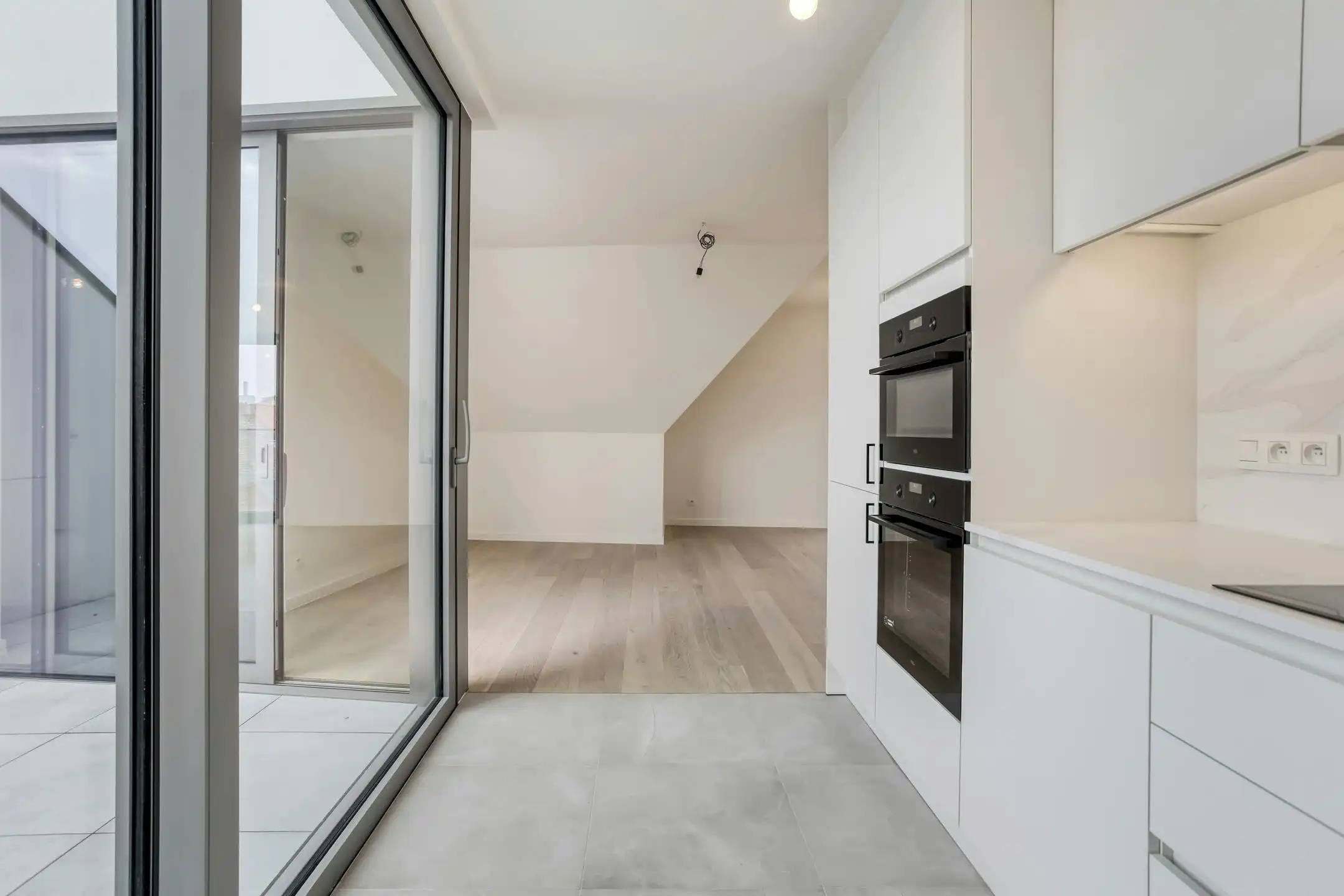 Klassevol appartement met 2 slaapkamers te centrum Brugge foto 8