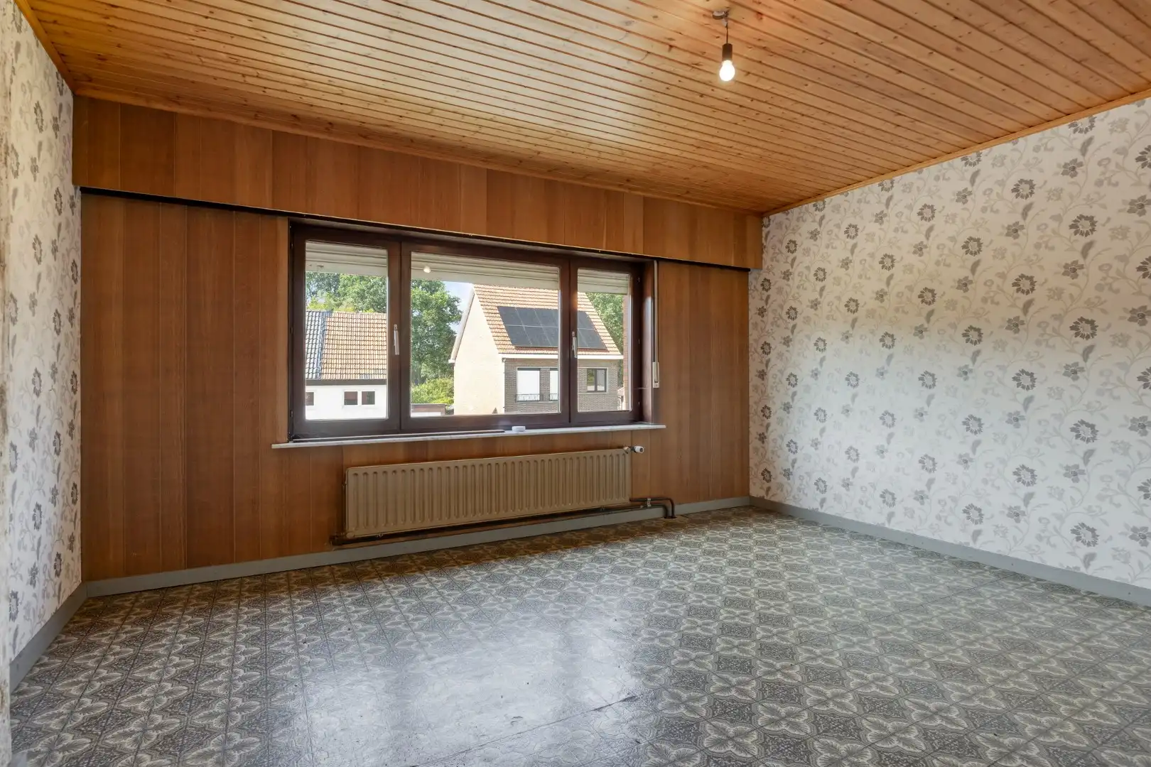 Ruime te renoveren woning met uitbreidingspotentieel en zonnig perceel van 1.738 m² !  foto 17
