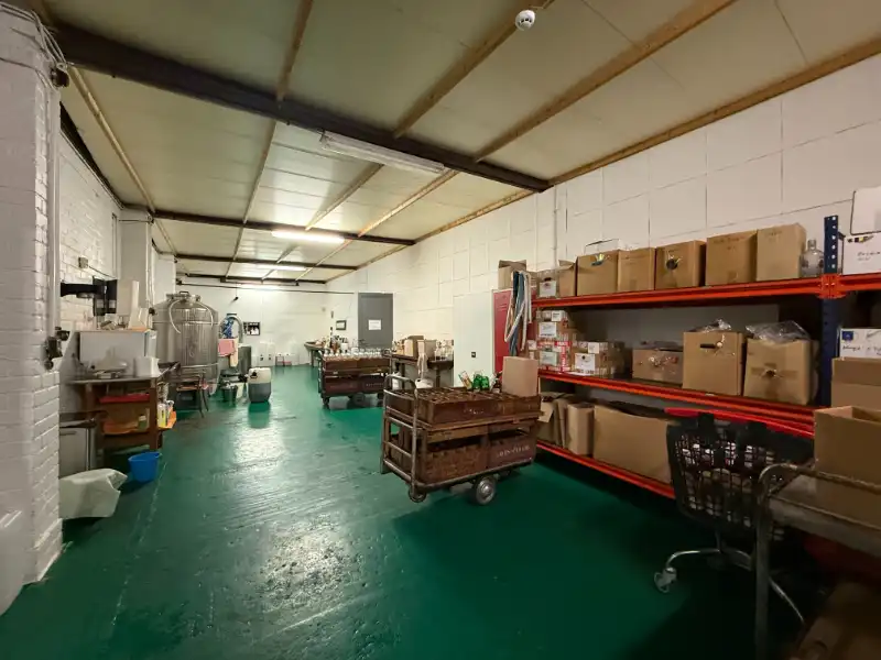 B2B winkel / magazijn met kantoren en parking – Sint-Amandsberg (Gent) foto 12