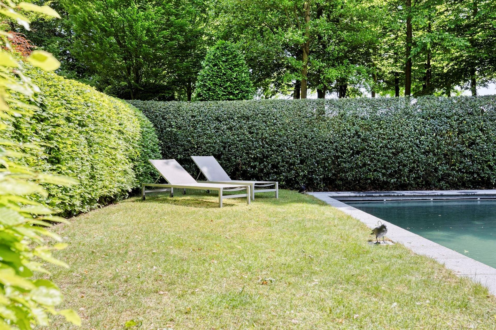 Prachtige moderne villa op ruim perceel foto 38