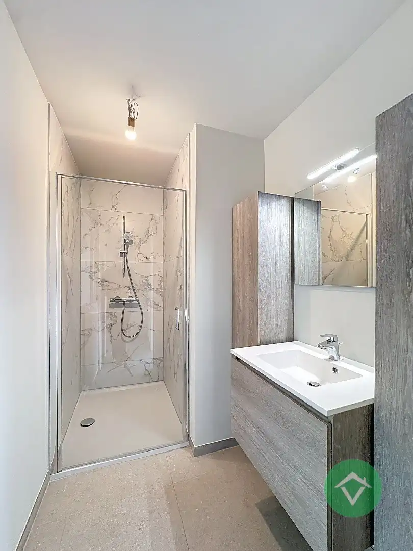 Uniek nieuwbouw appartement met 2 slaapkamers en veel zonlicht te Eernegem foto 21