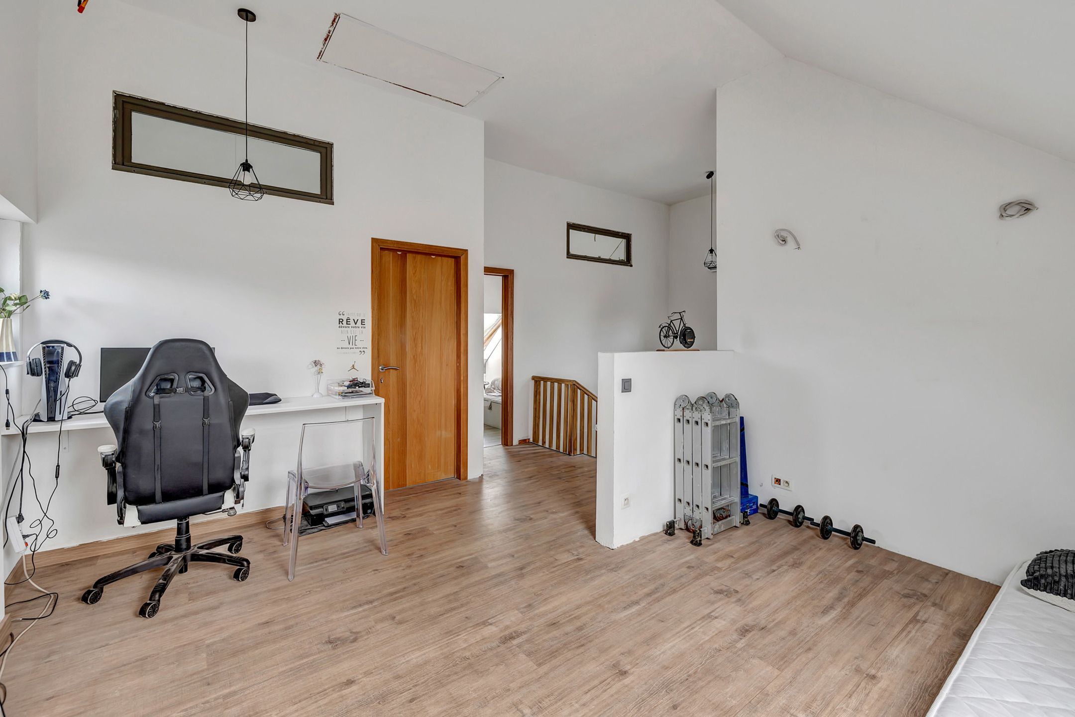 Instapklare villa met 6 slpk en uitstekende mobiliteitsscore foto 16