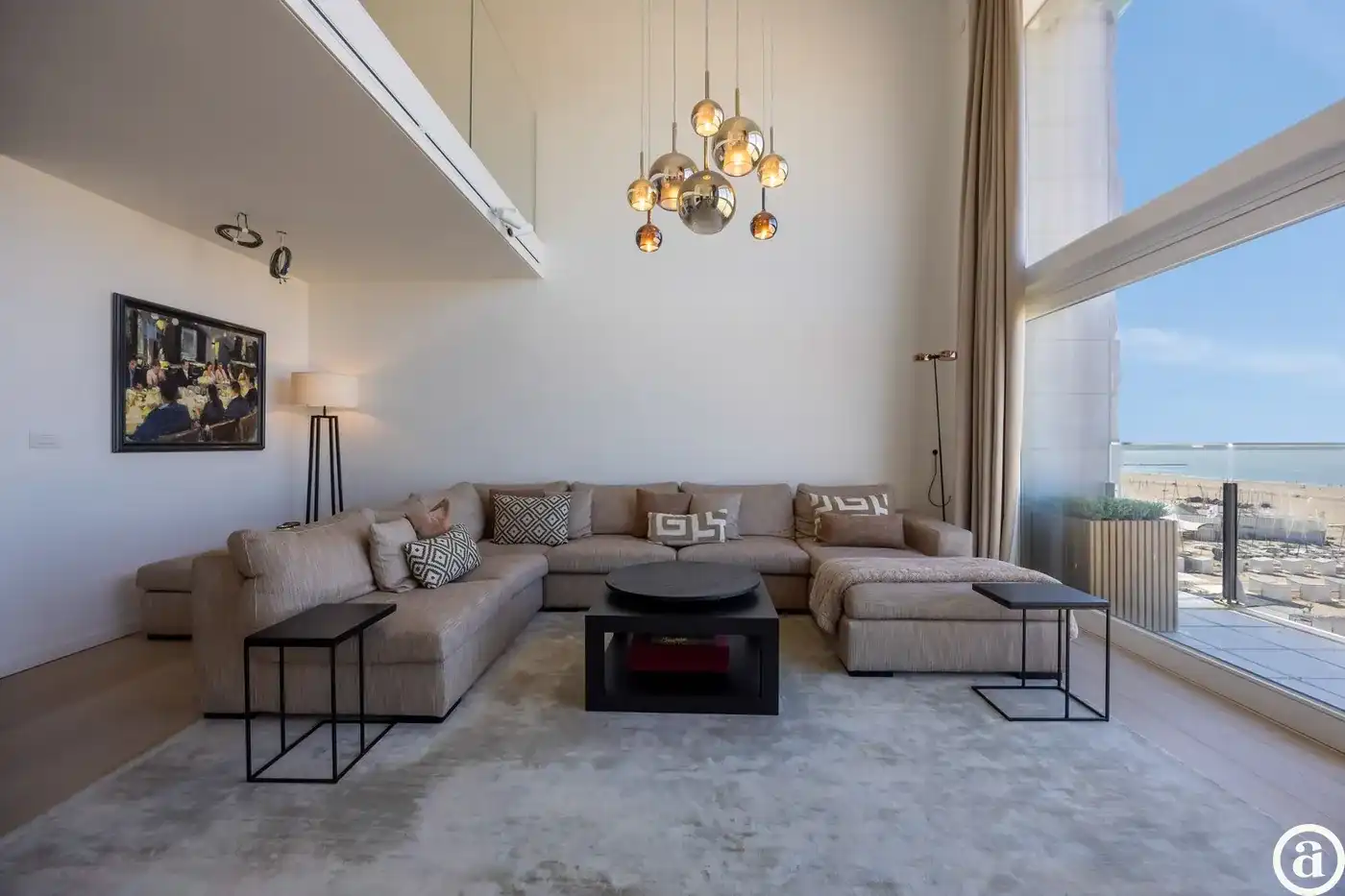 Exclusieve mezzanine met panoramisch zeezicht (406m²). foto 18