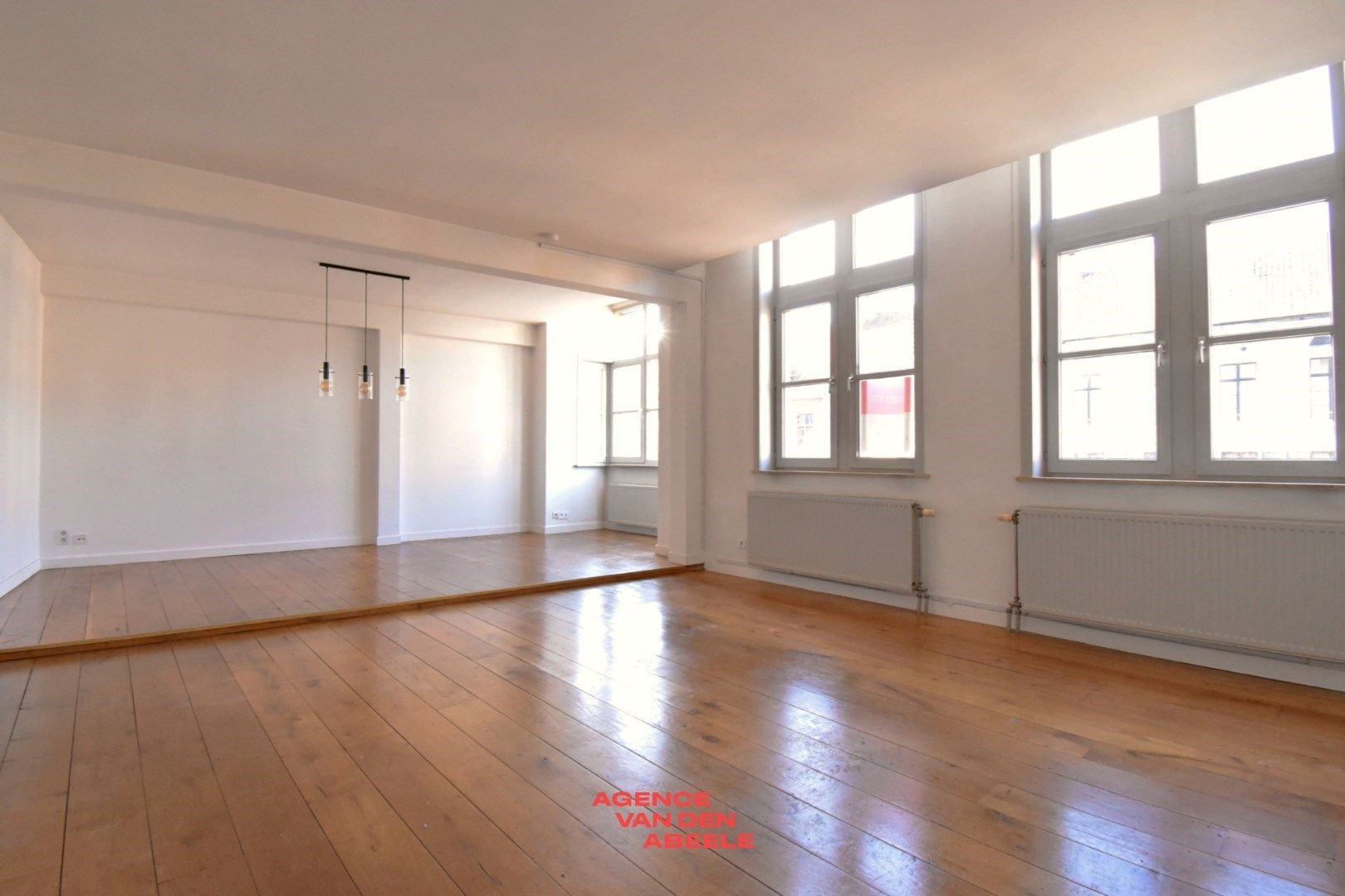 Ruim appartement op UNIEKE locatie te Brugge foto 2