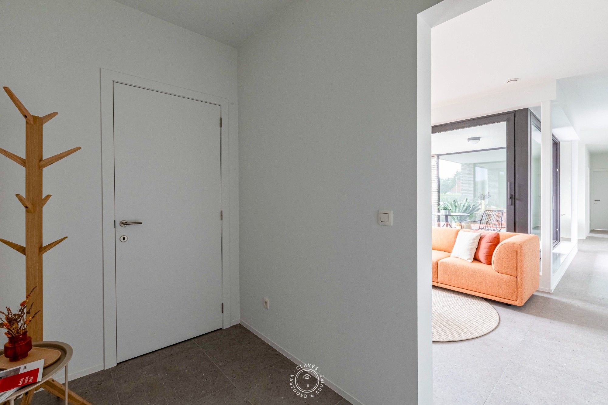 Prachtig appartement op de eerste verdieping met terras foto 2