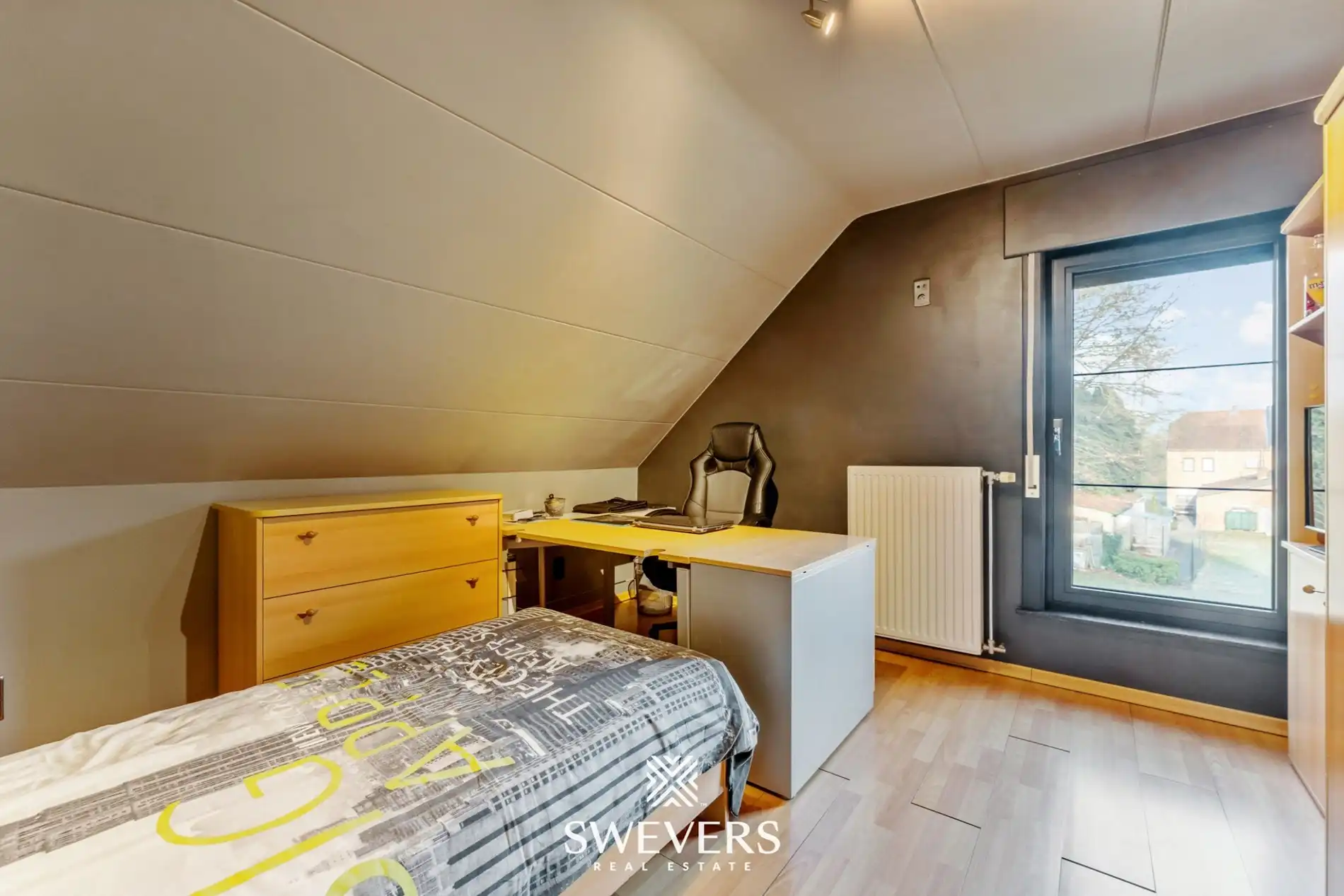  Instapklare woning met goede bereikbaarheid op 10 are 43 ca in Paal foto 22