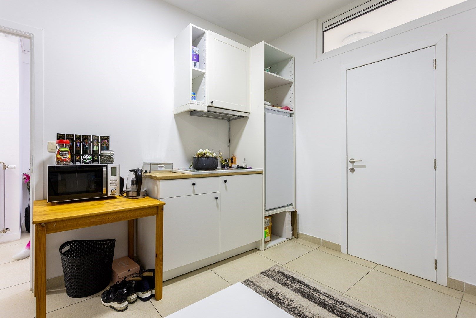 Handelsgelijkvloers of kantoorruimte met centrale ligging! foto 18