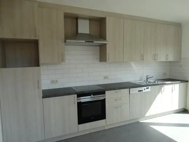 Instapklare woning met alle comfort en bijgebouw foto 12