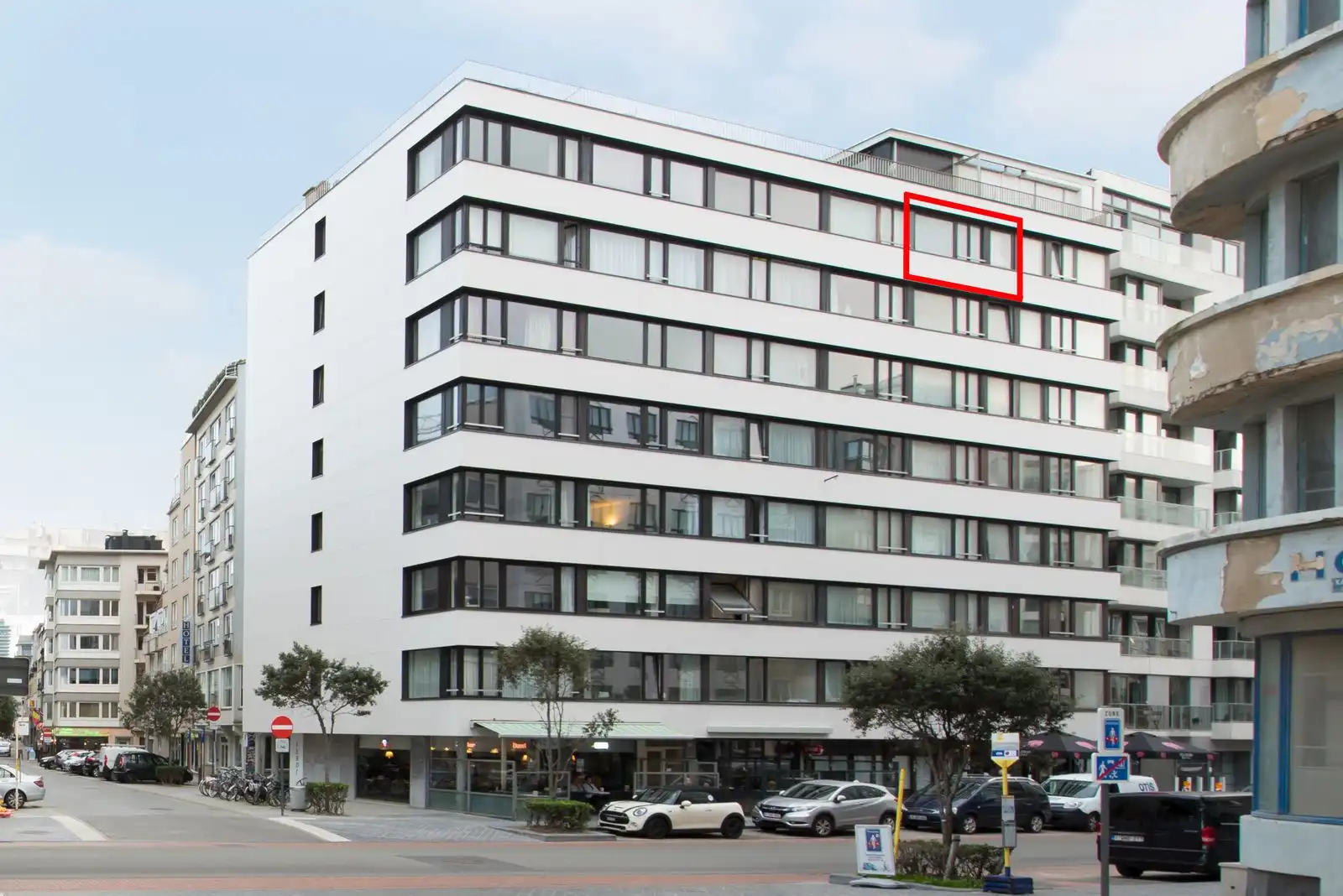 TOPAANBOD! Gerenoveerde studio op fantastische ligging met zeezicht foto 11