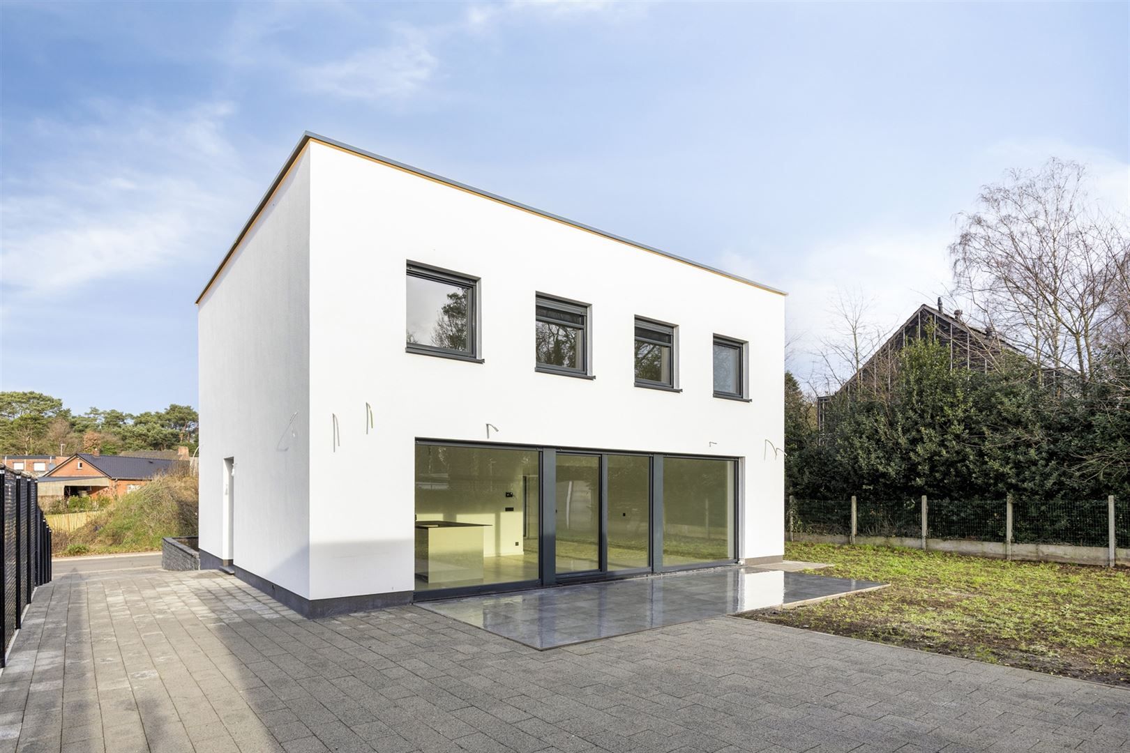 TE KOOP: Volledig gerenoveerde woning te Houthalen! foto 13