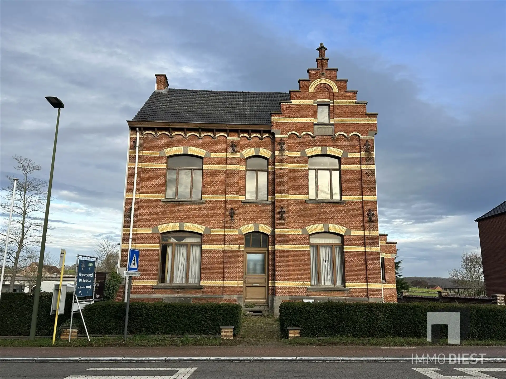 Voormalige pastorie woning in Kaggevinne (Diest) foto 3