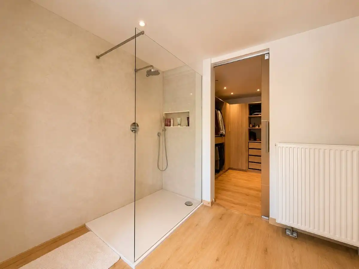 Moorslede - Instapklare gezinswoning met 4 slaapkamers, garage en tuin foto 17