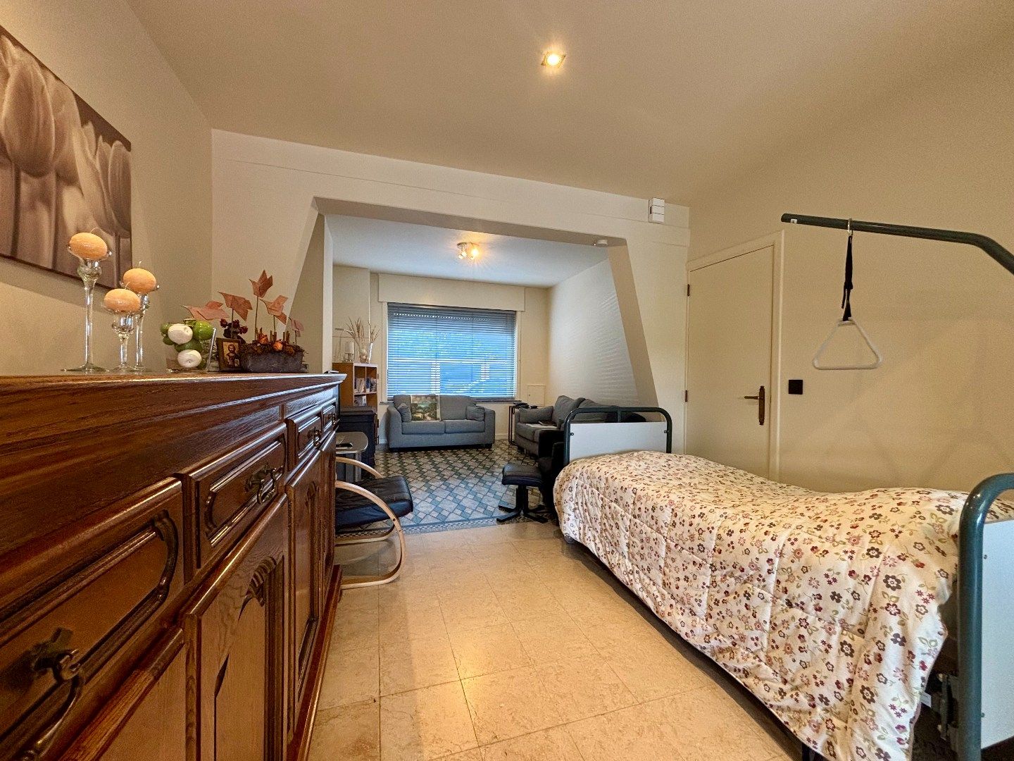 Stadswoning op rustige ligging – Ieper. Opp:140m². foto 6