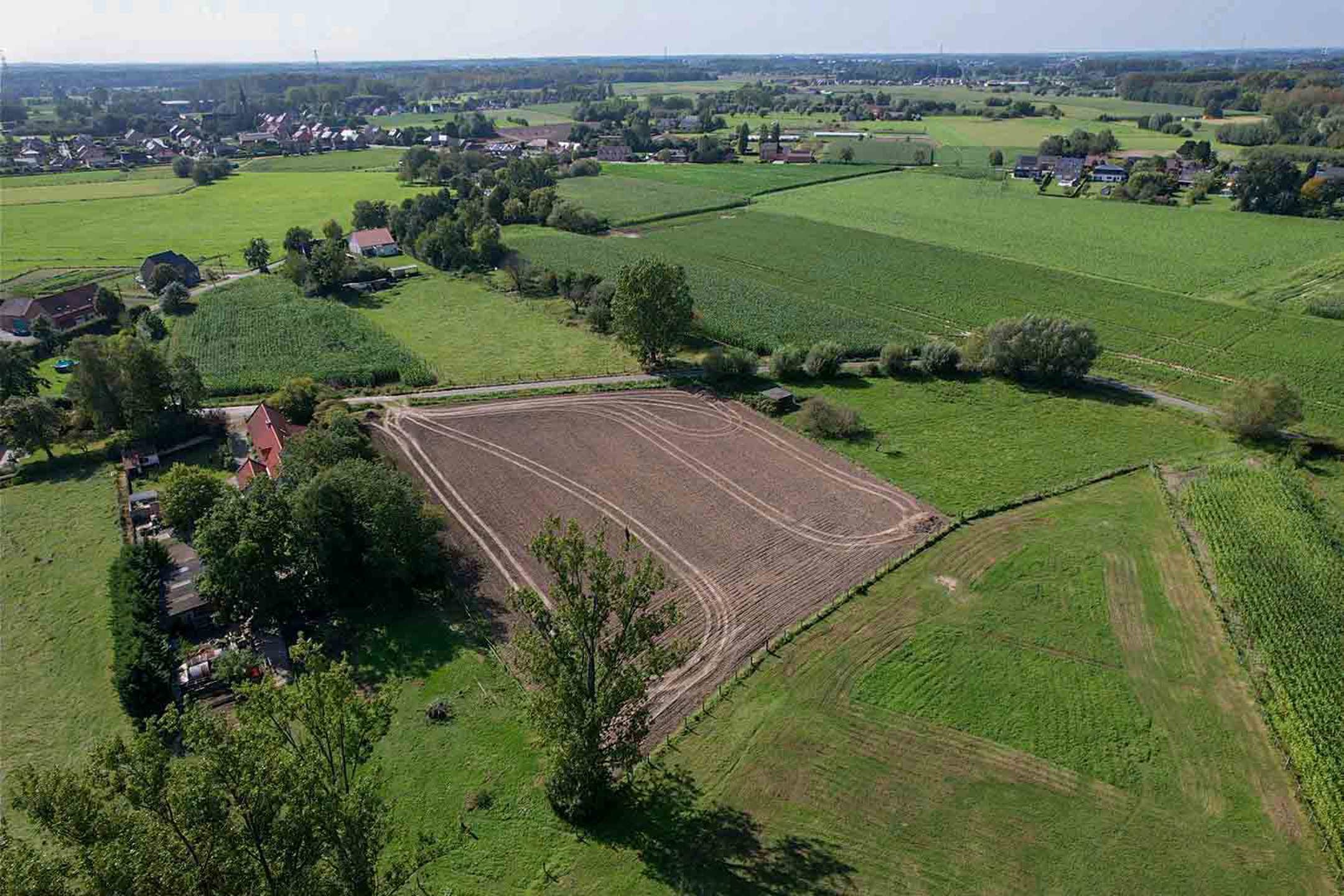 Charmante te renoveren hoeve op 11.690m² met unieke ligging! foto 15