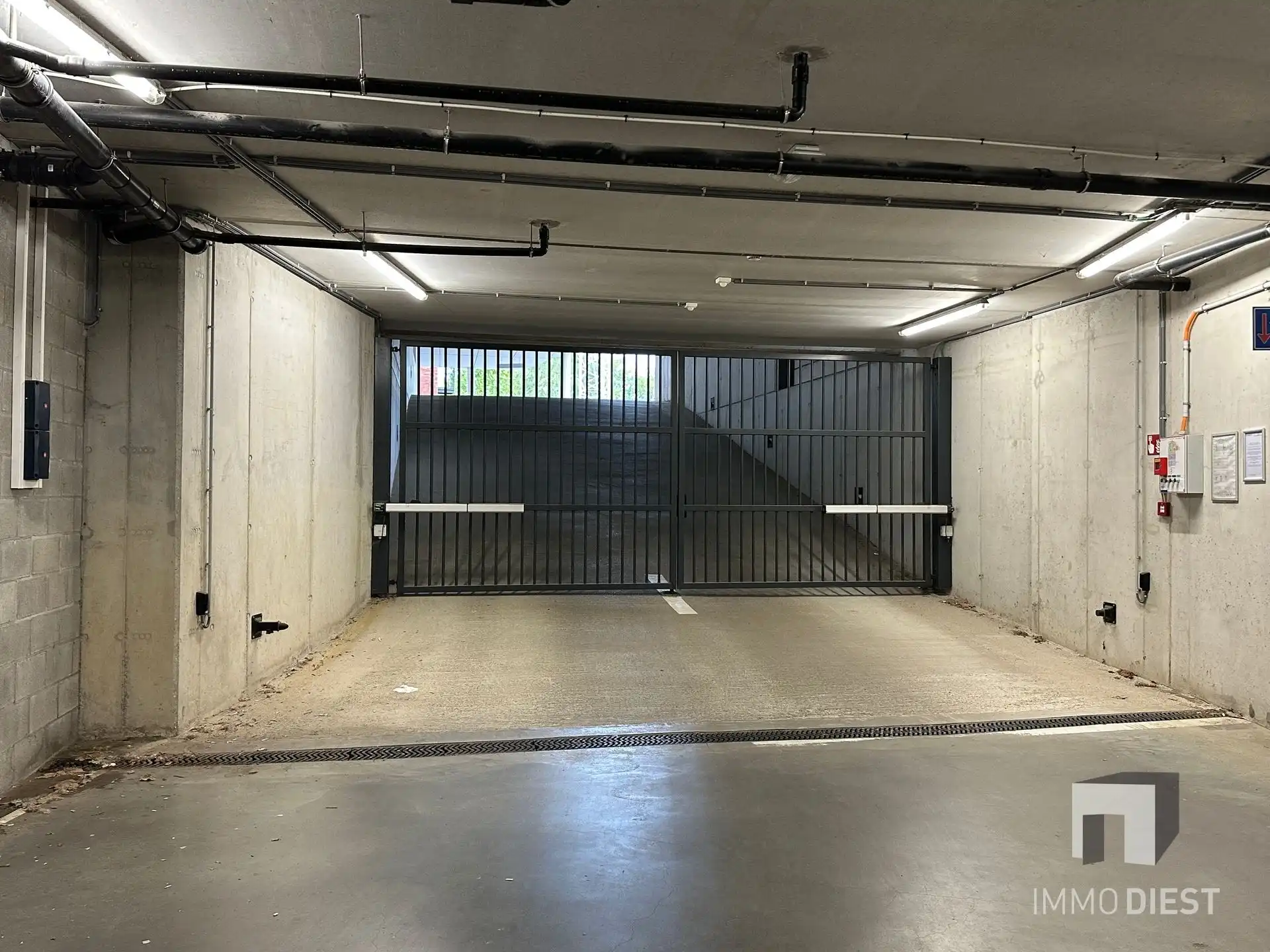 Appartement met 1 slaapkamer, parking en kelder foto 29