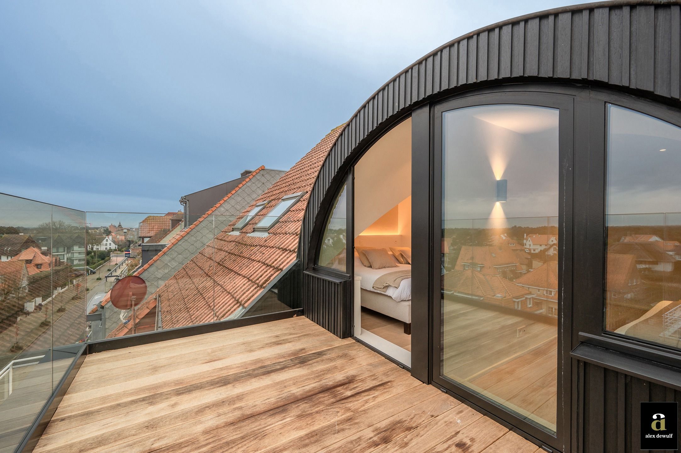 Exclusief gerenoveerd penthouse met panoramisch uitzicht [Piers De Raveschootlaan - Knokke Centrum]. foto 15