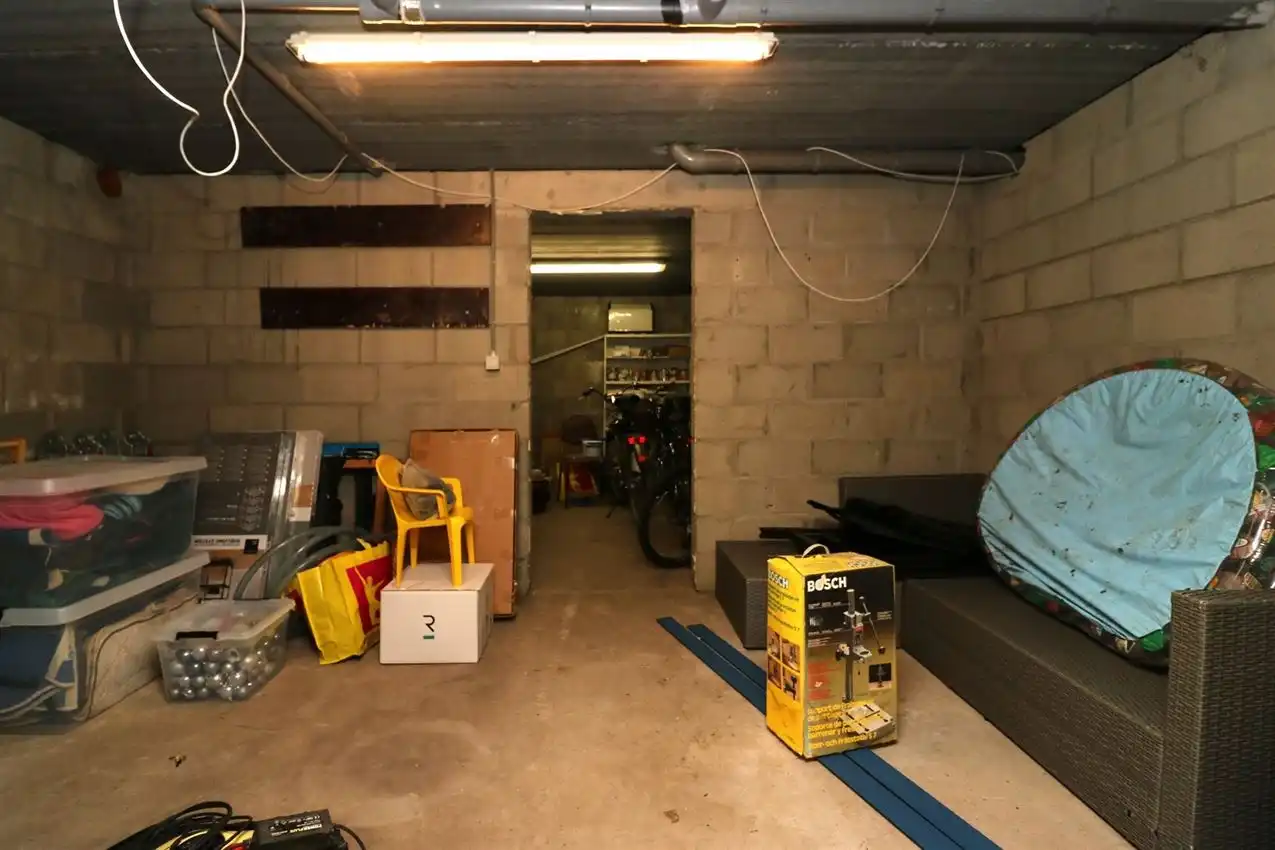 Villawoning met tuin op een goede locatie foto 35