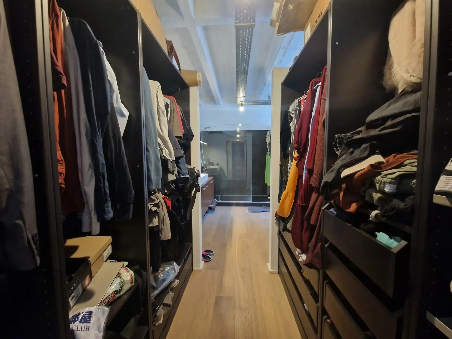 Ruim, gelijkvloers appartement met 2 slaapkamers in Wezemaal foto 10