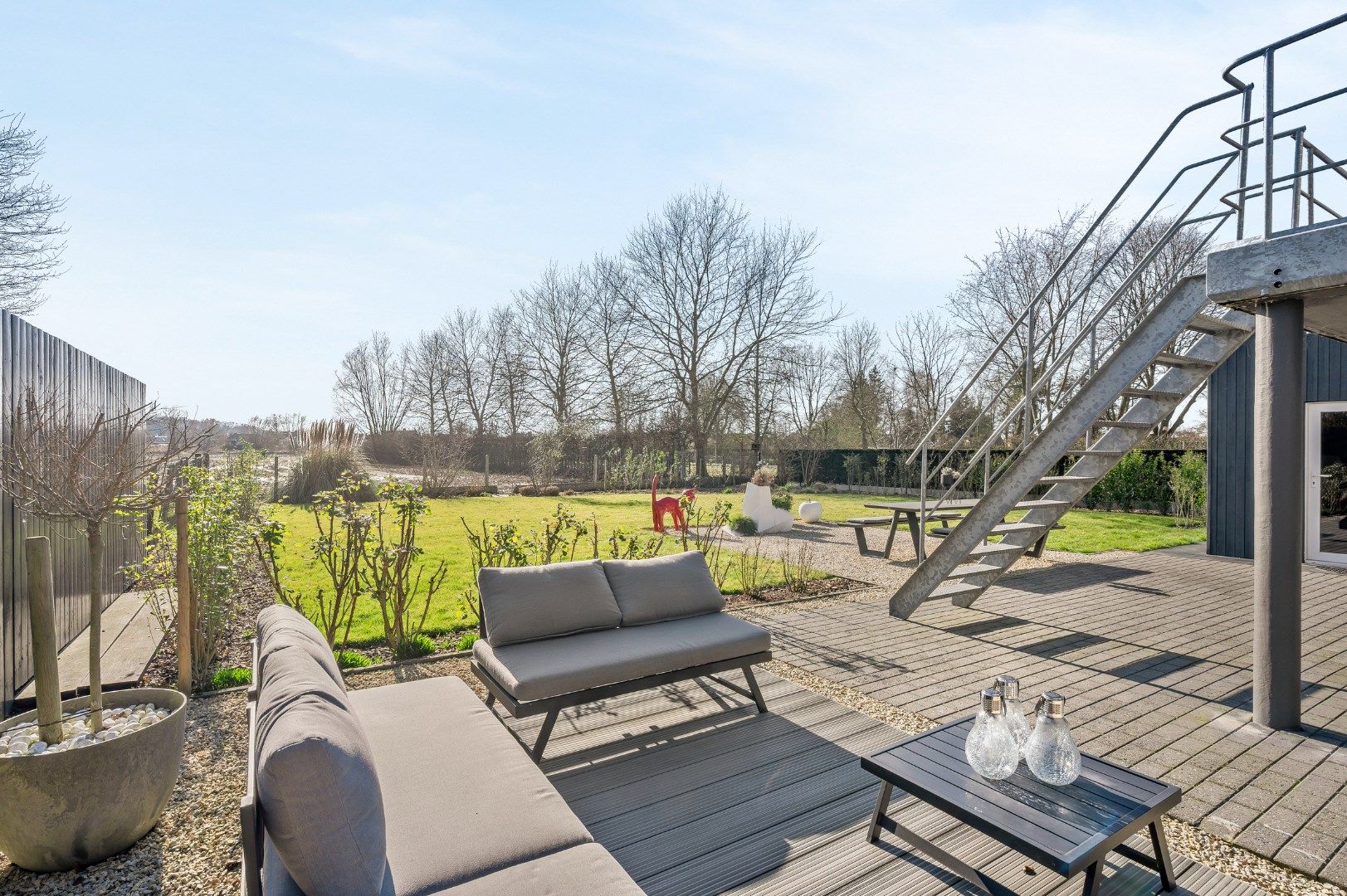 GERENOVEERDE WONING MET 3 SLPKS, TUIN EN RUIME GARAGE (973m²) foto 24